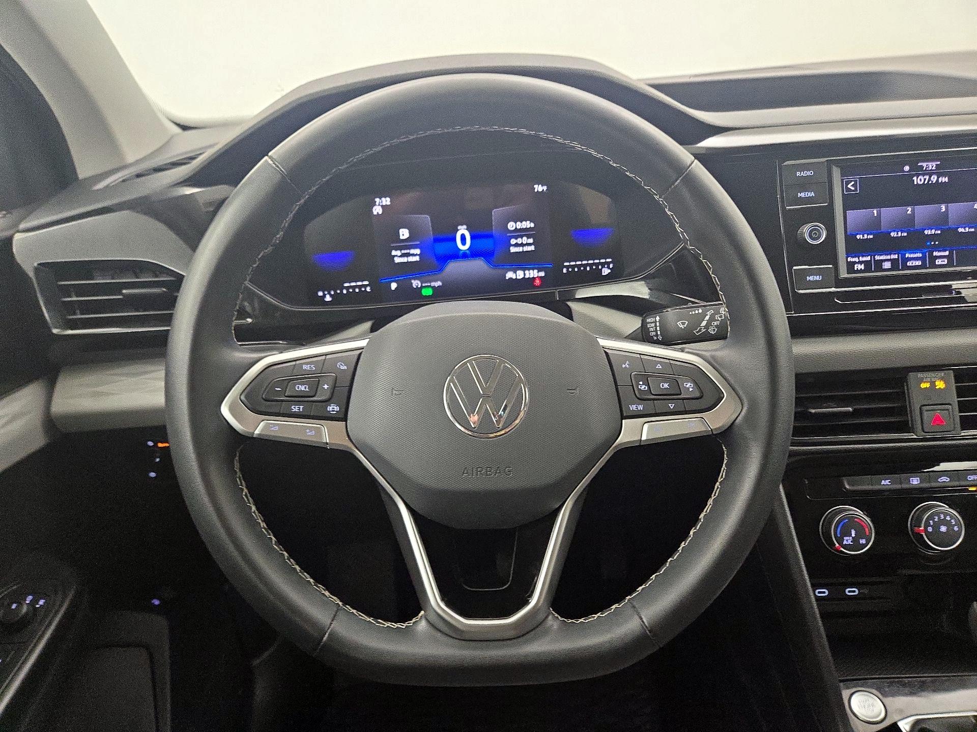 Thumbnail: 2023 Volkswagen Taos - 10