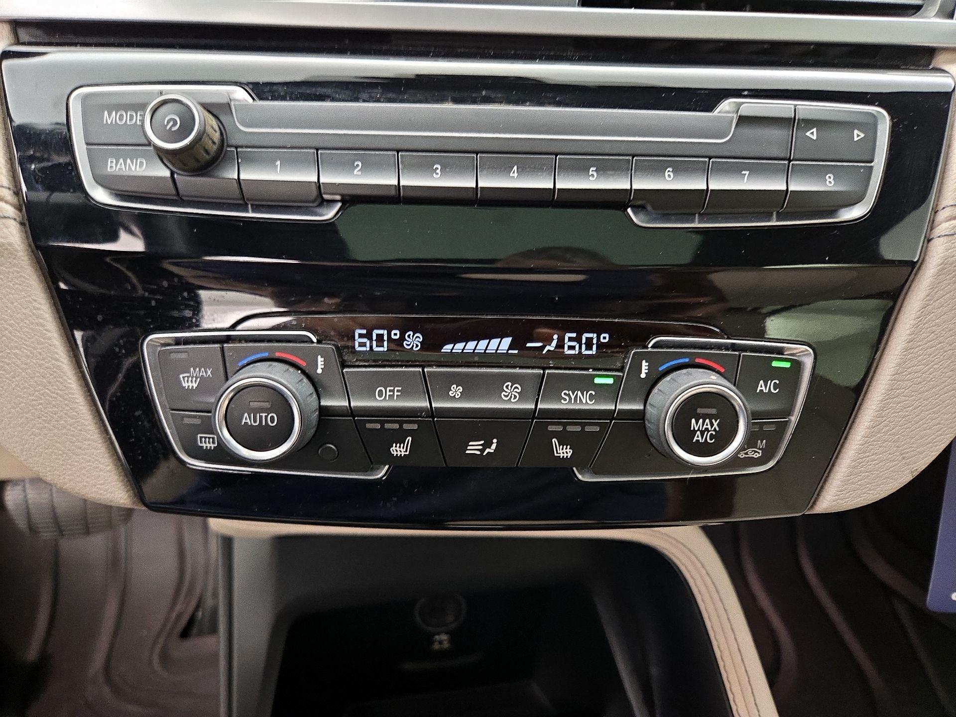Thumbnail: 2021 BMW X1 - 17