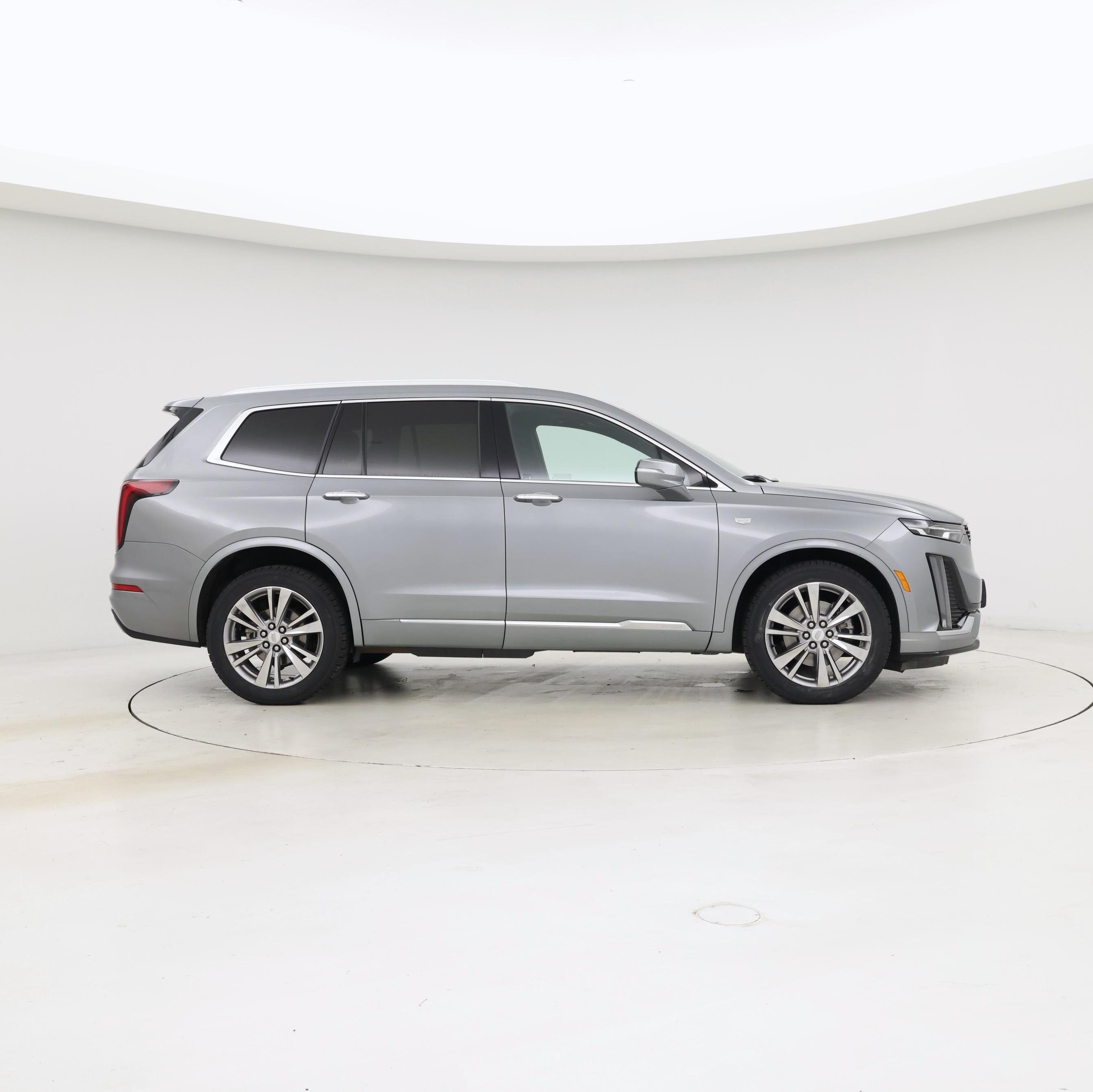Thumbnail: 2023 Cadillac XT6 - 7