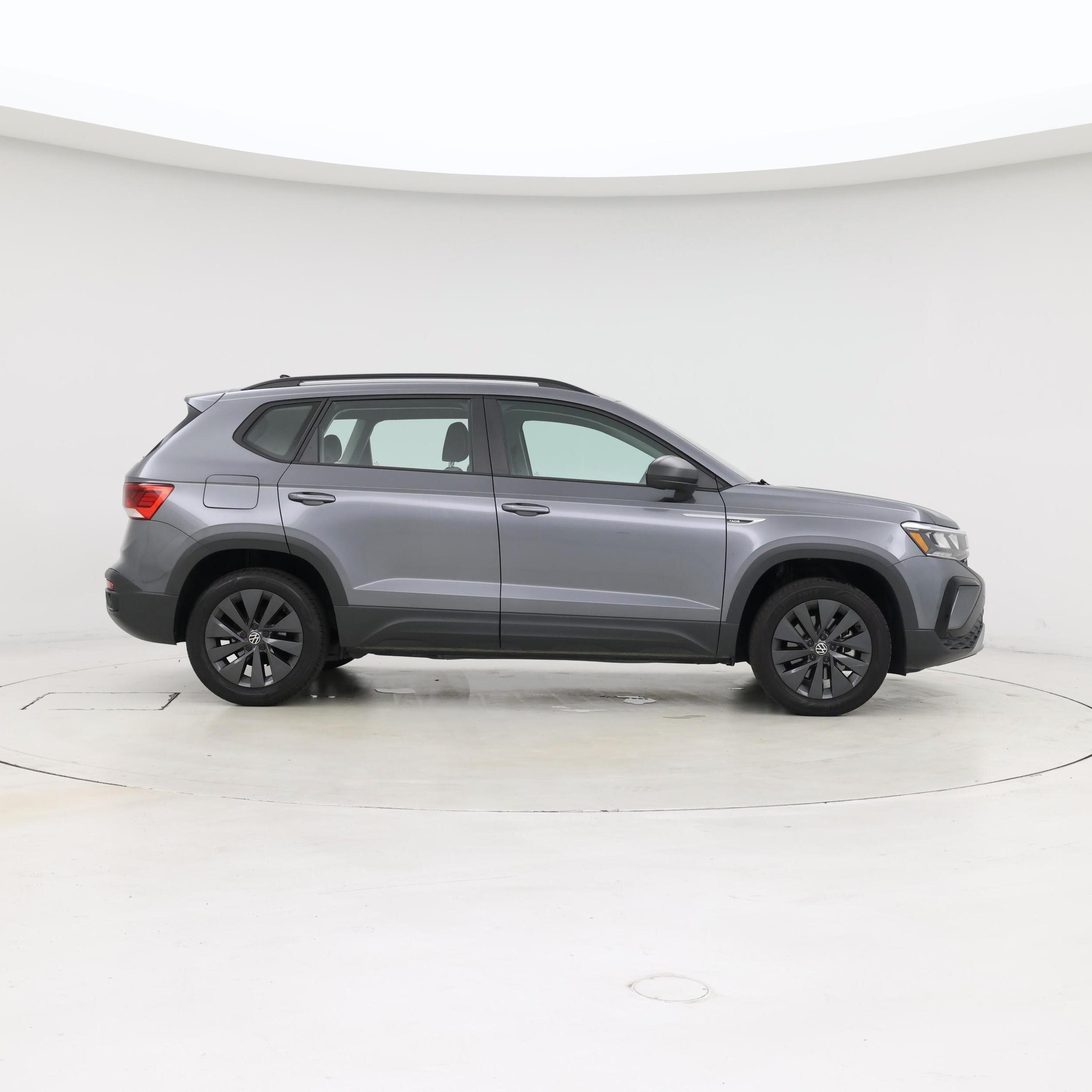Thumbnail: 2023 Volkswagen Taos - 7