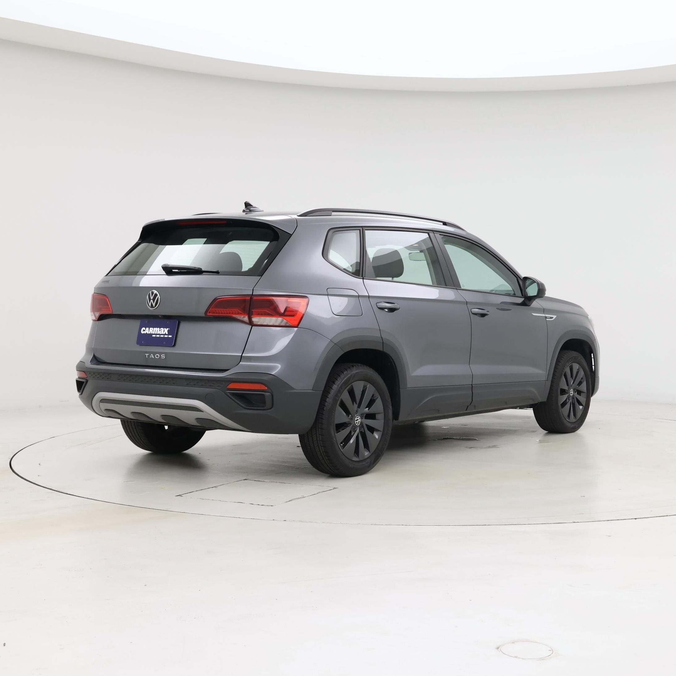 Thumbnail: 2023 Volkswagen Taos - 8