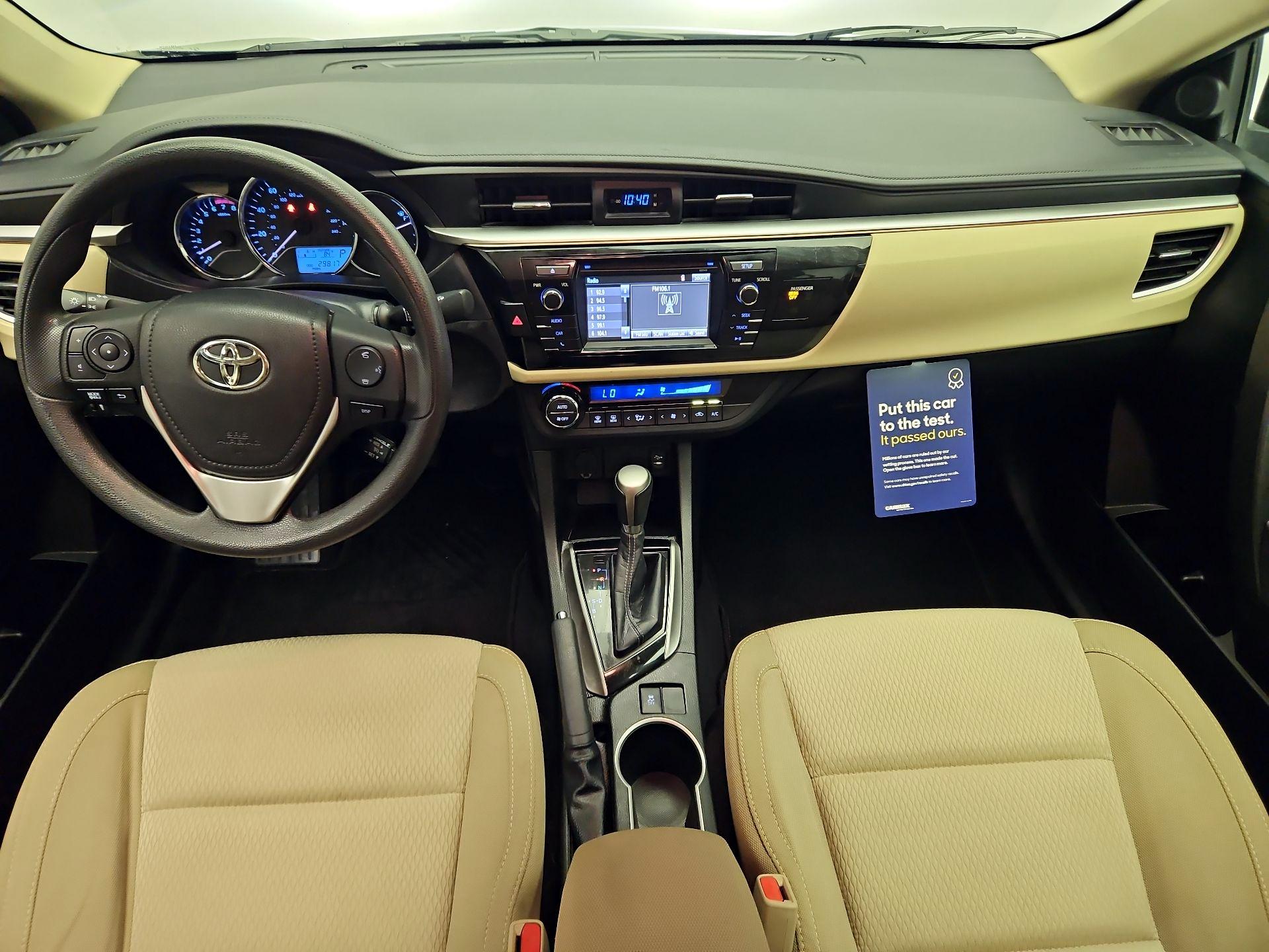 Thumbnail: 2015 Toyota Corolla - 9