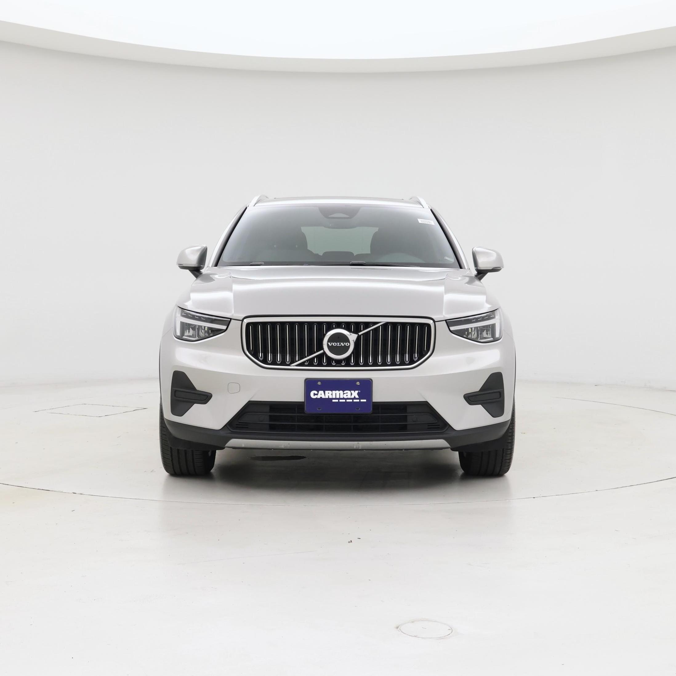 Thumbnail: 2025 Volvo XC40 - 5