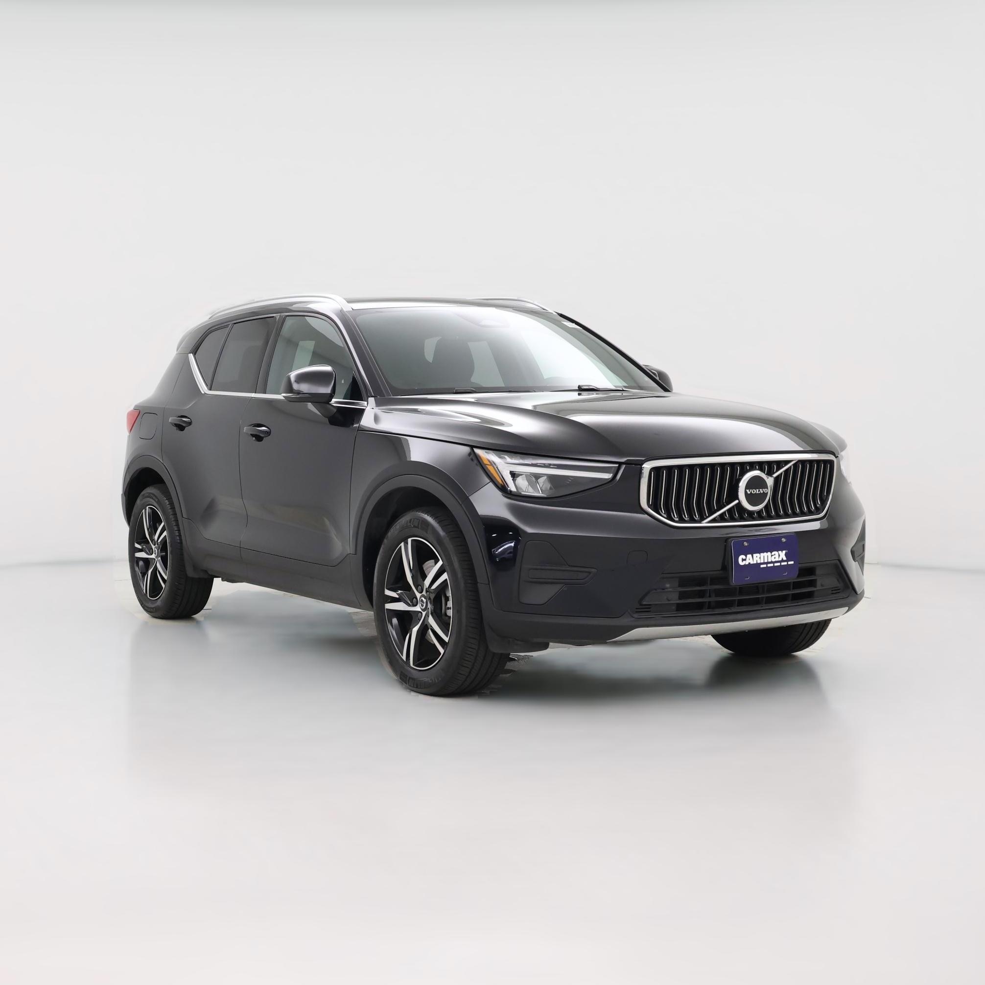 Thumbnail: 2025 Volvo XC40 - 1