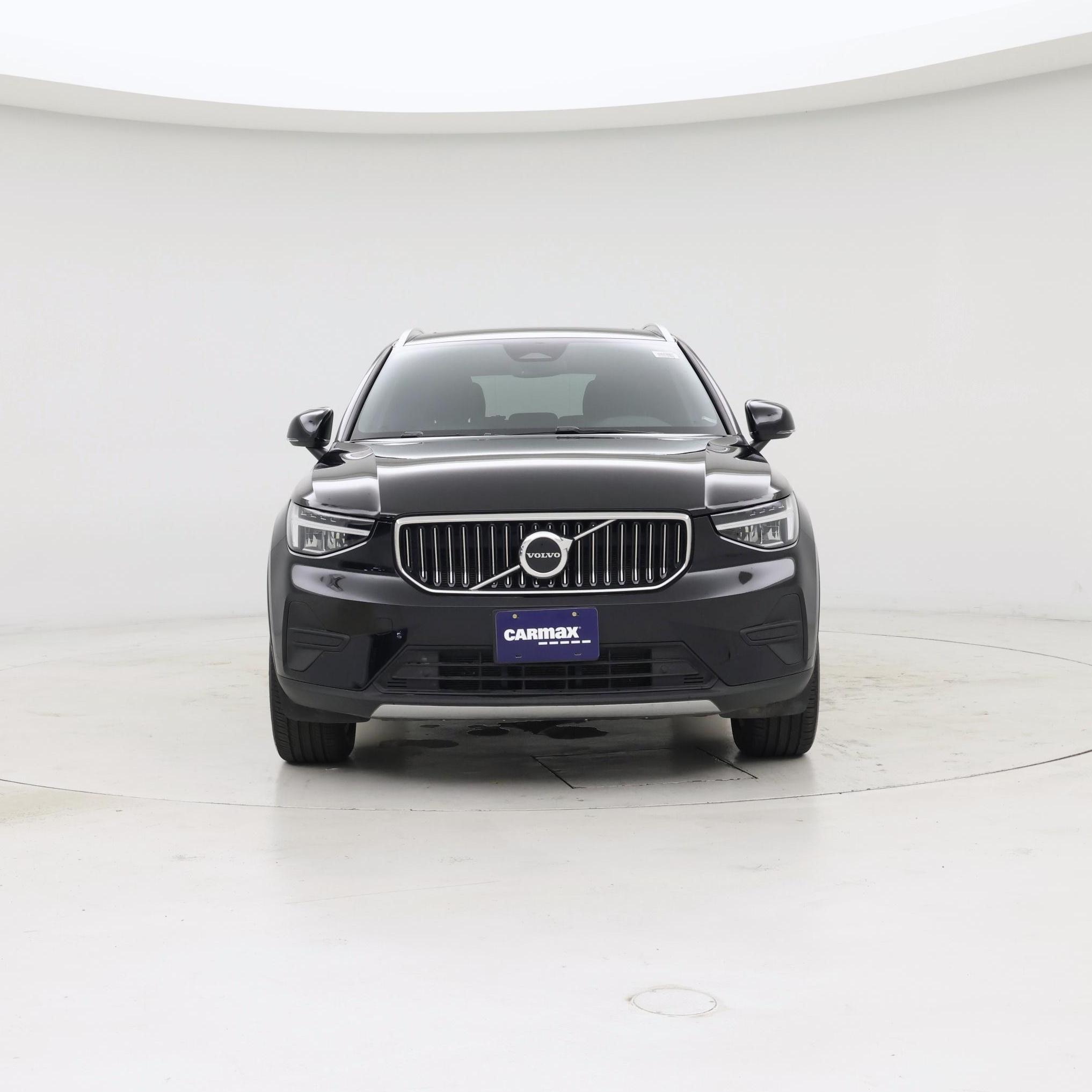 Thumbnail: 2025 Volvo XC40 - 5