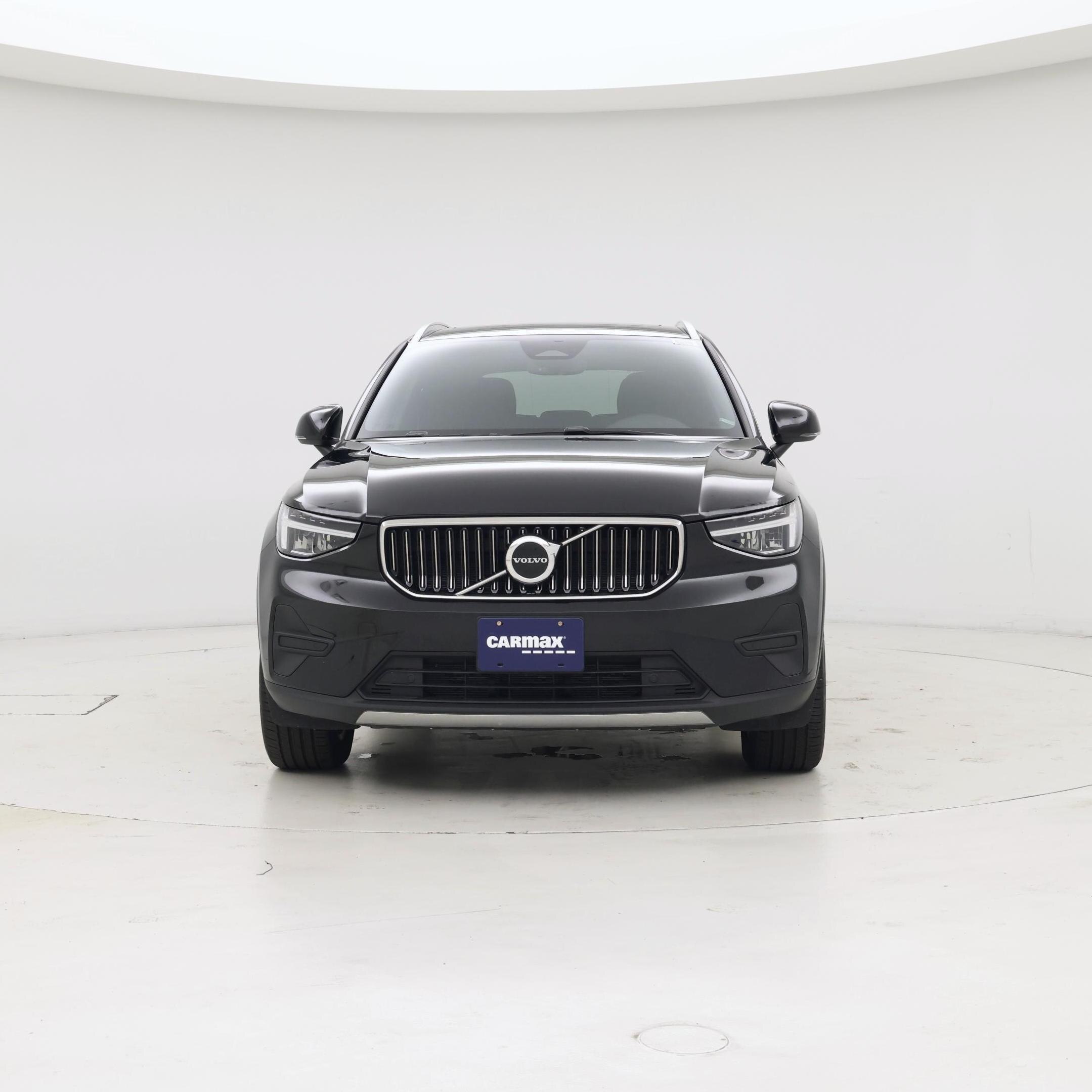 Thumbnail: 2025 Volvo XC40 - 5