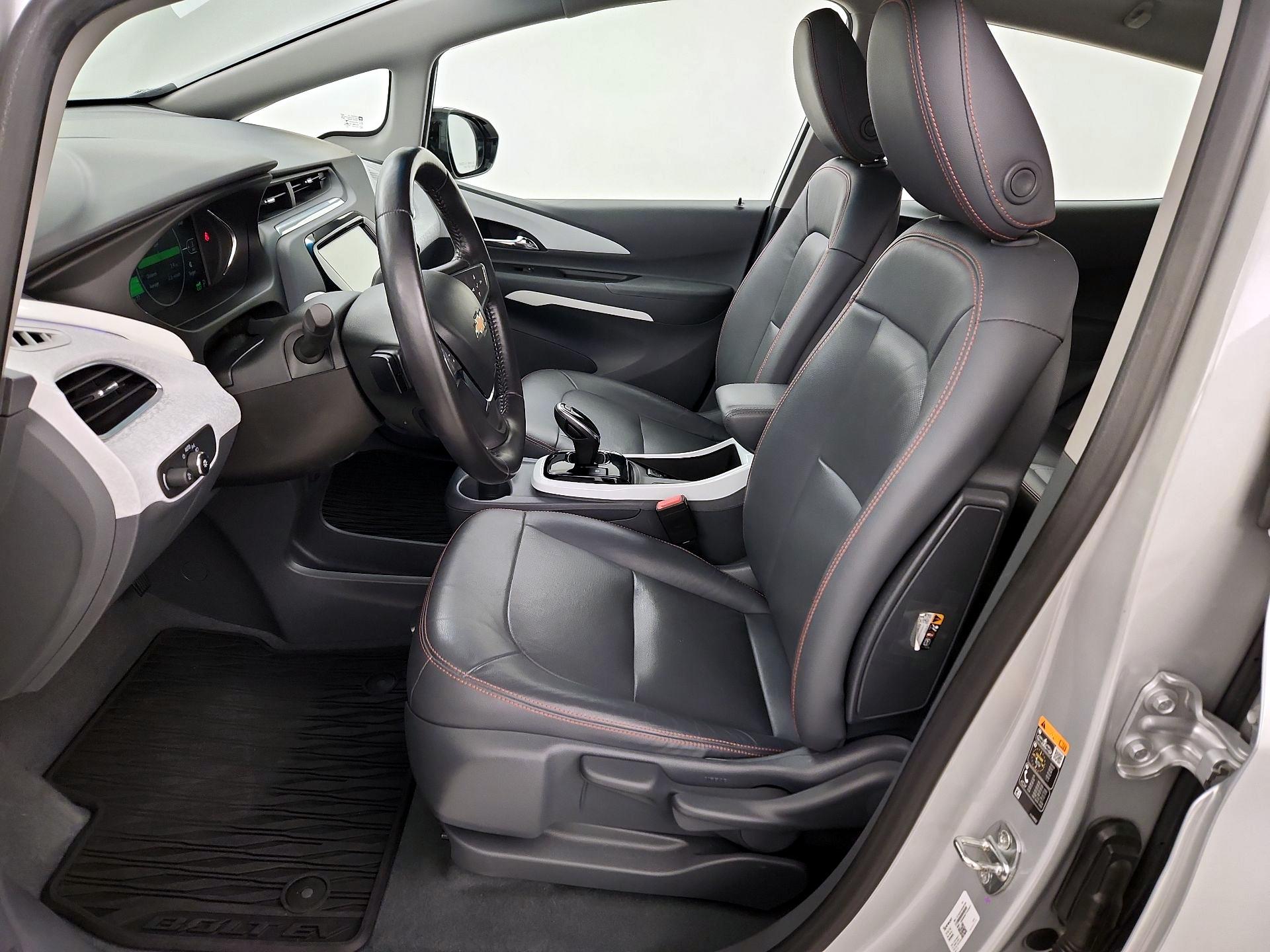 Thumbnail: 2020 Chevrolet Bolt EV - 11
