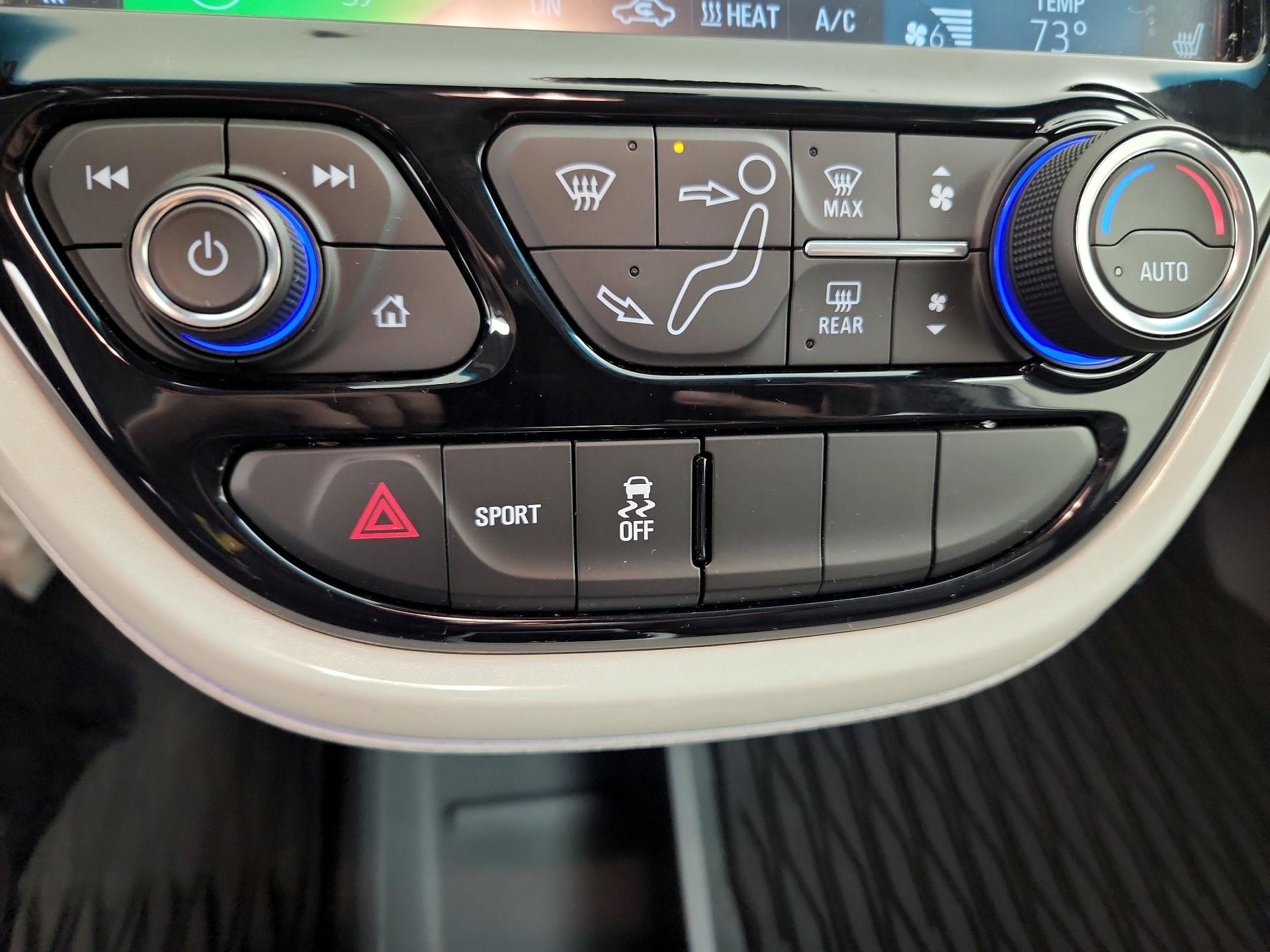 Thumbnail: 2020 Chevrolet Bolt EV - 16
