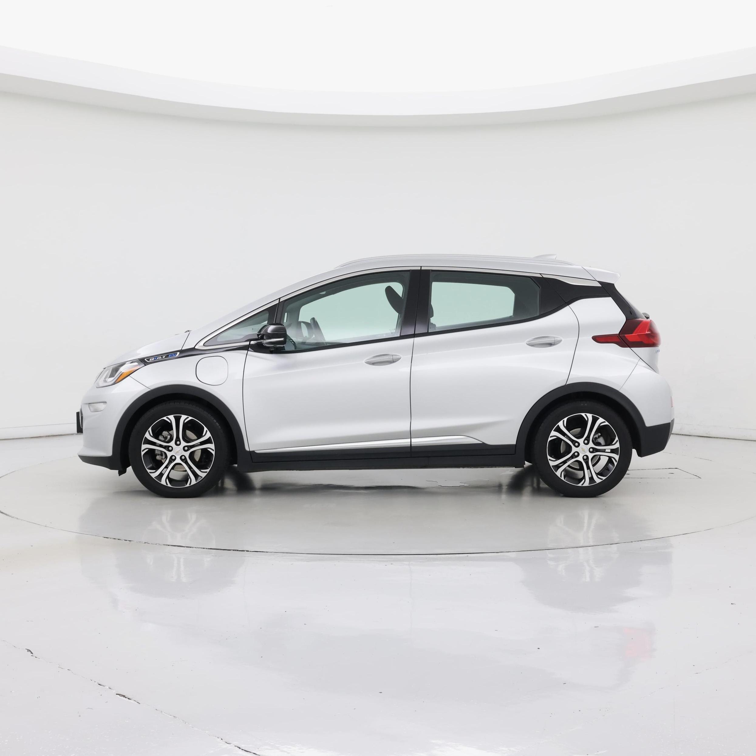 Thumbnail: 2020 Chevrolet Bolt EV - 3