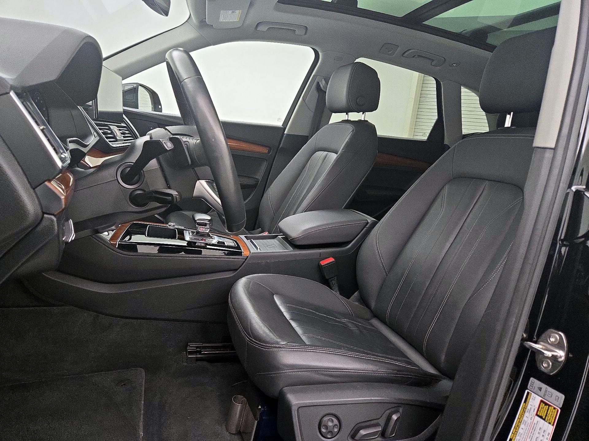 Thumbnail: 2021 Audi Q5 - 11