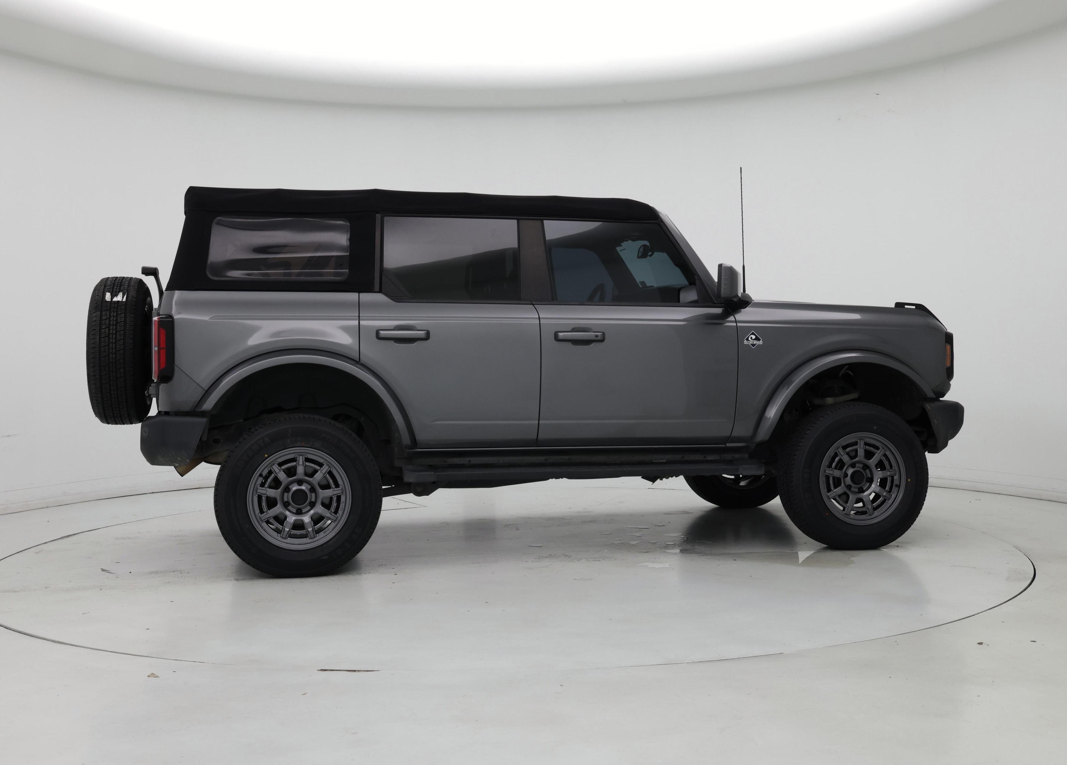 Thumbnail: 2022 Ford Bronco - 7