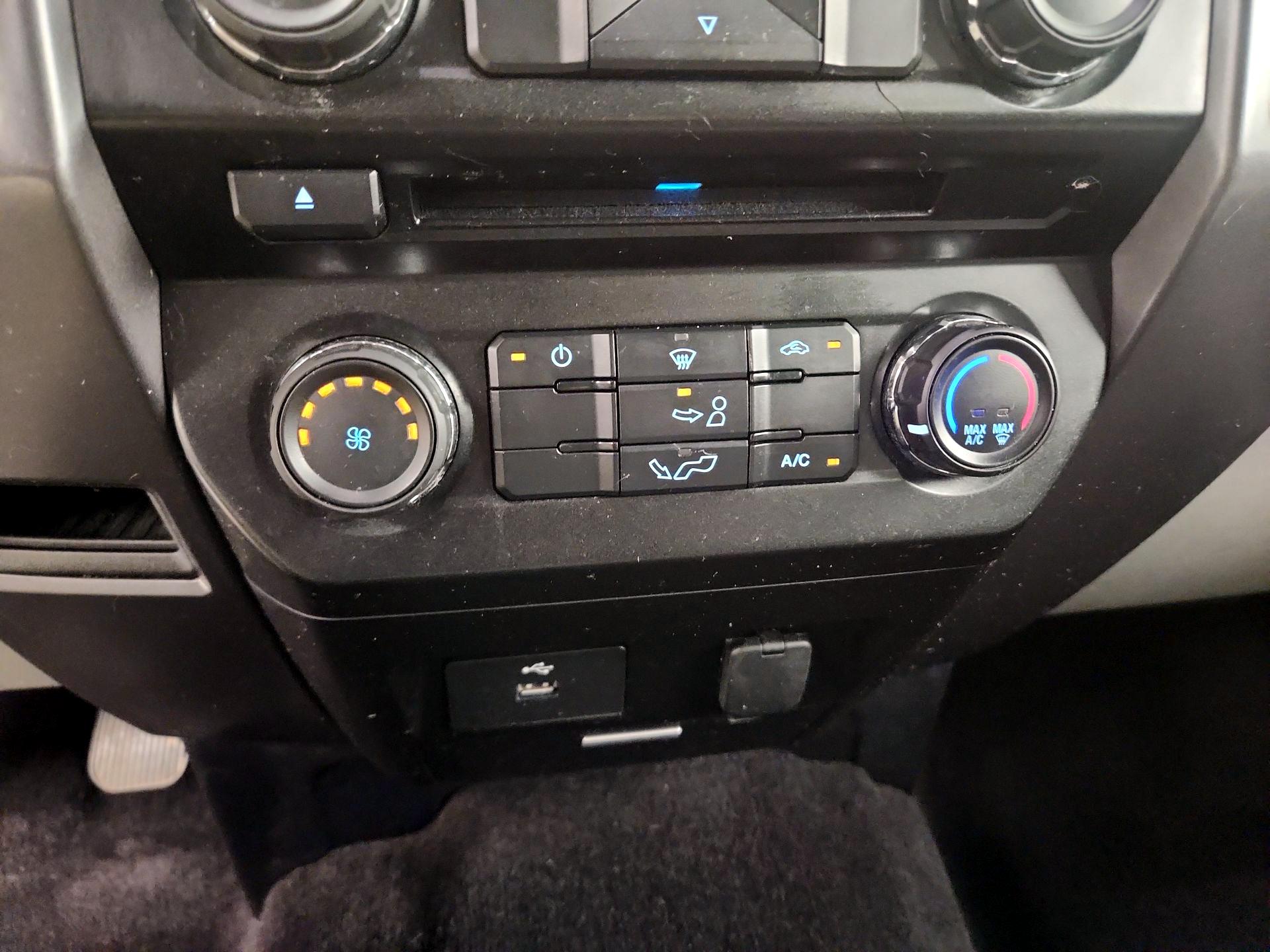 Thumbnail: 2016 Ford F-150 - 15