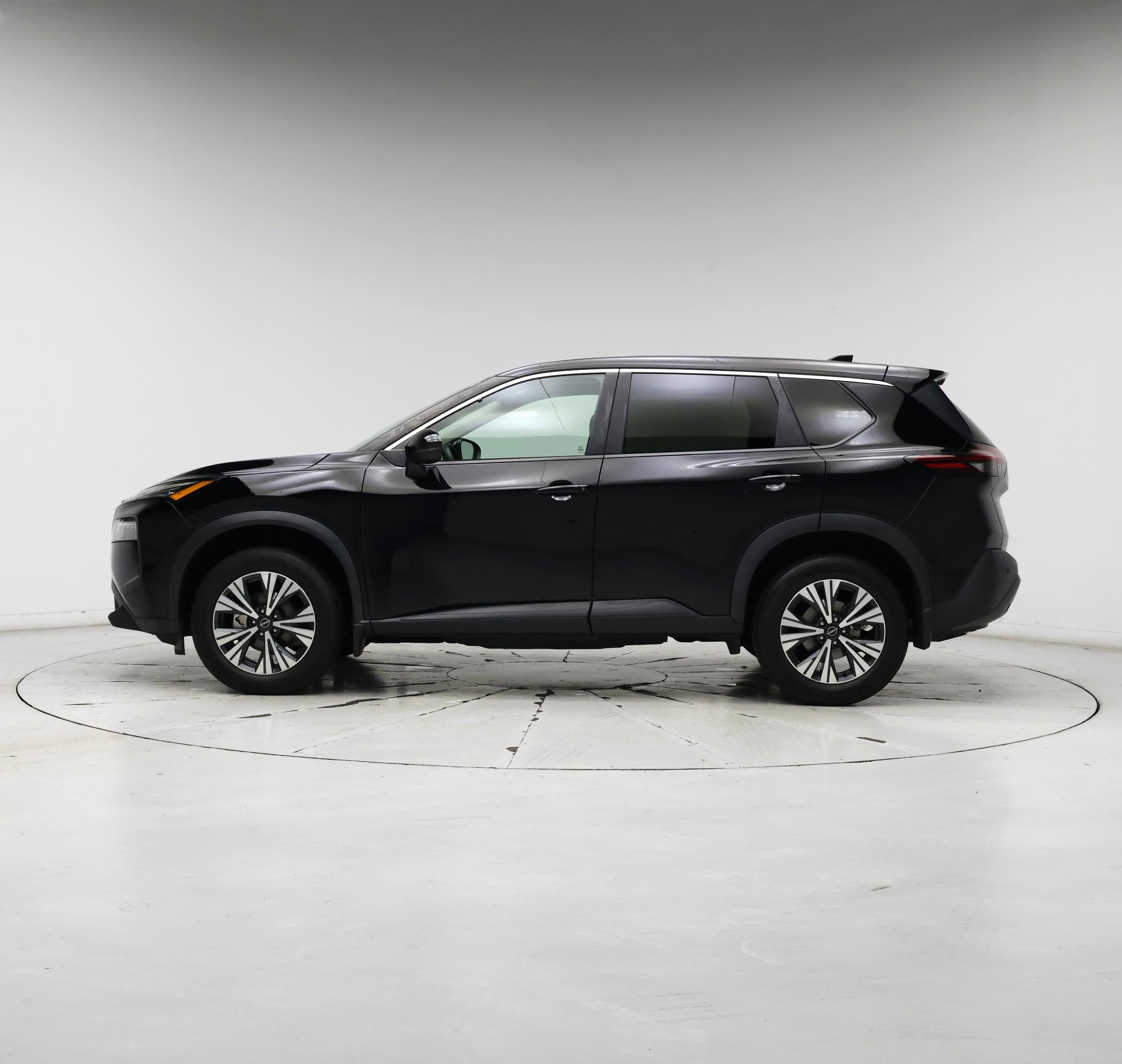 Thumbnail: 2022 Nissan Rogue - 3
