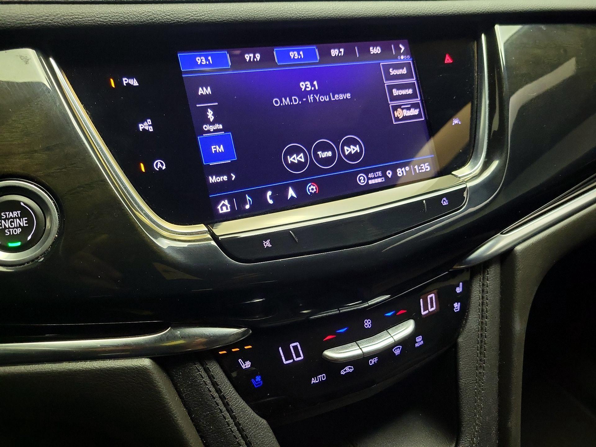Thumbnail: 2022 Cadillac XT6 - 14