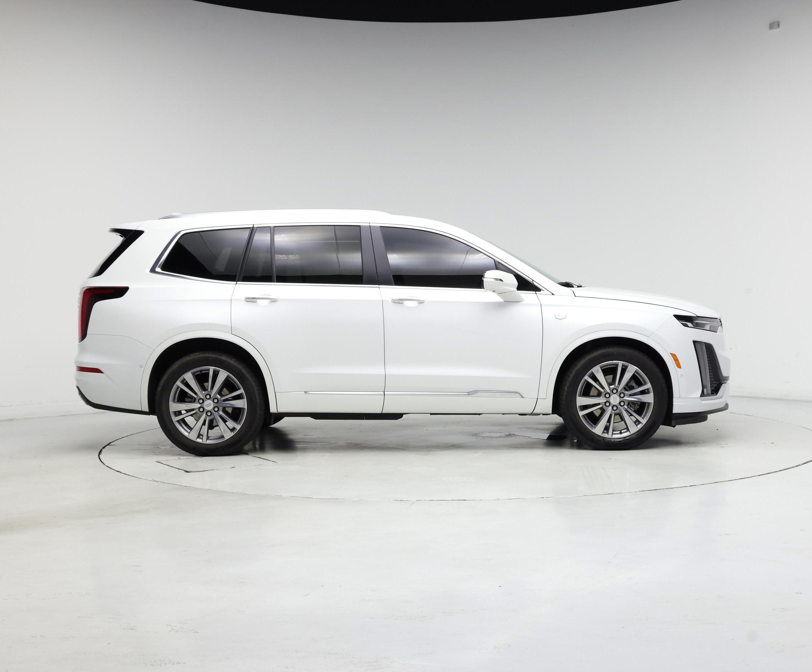 Thumbnail: 2022 Cadillac XT6 - 7