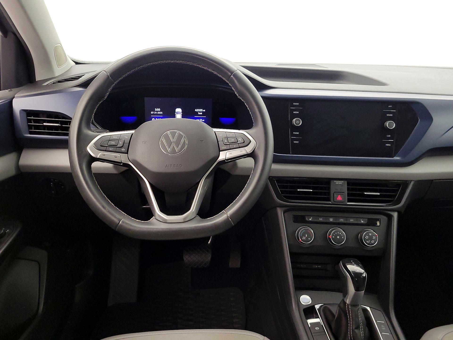 Thumbnail: 2022 Volkswagen Taos - 10