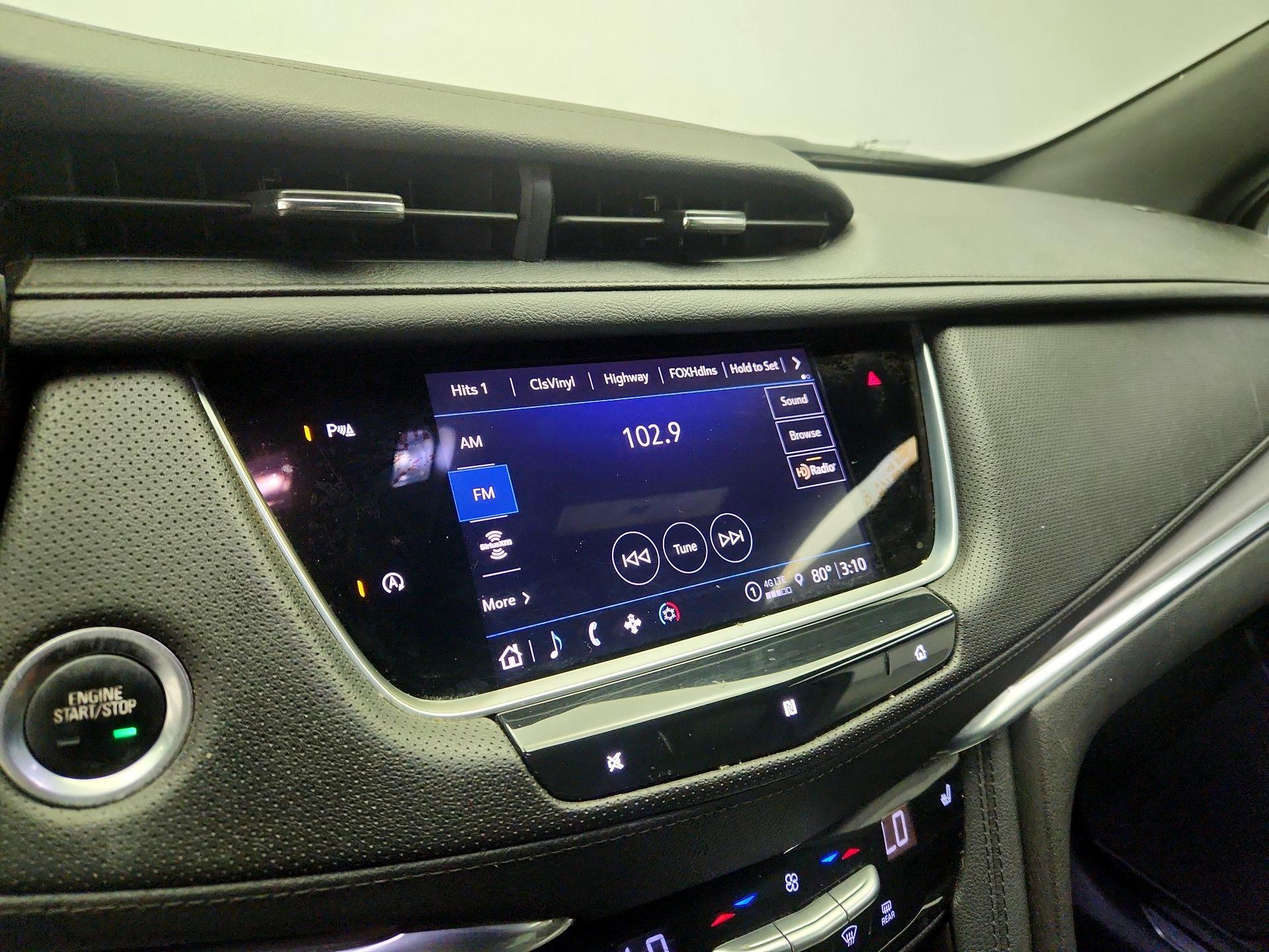 Thumbnail: 2021 Cadillac XT5 - 15