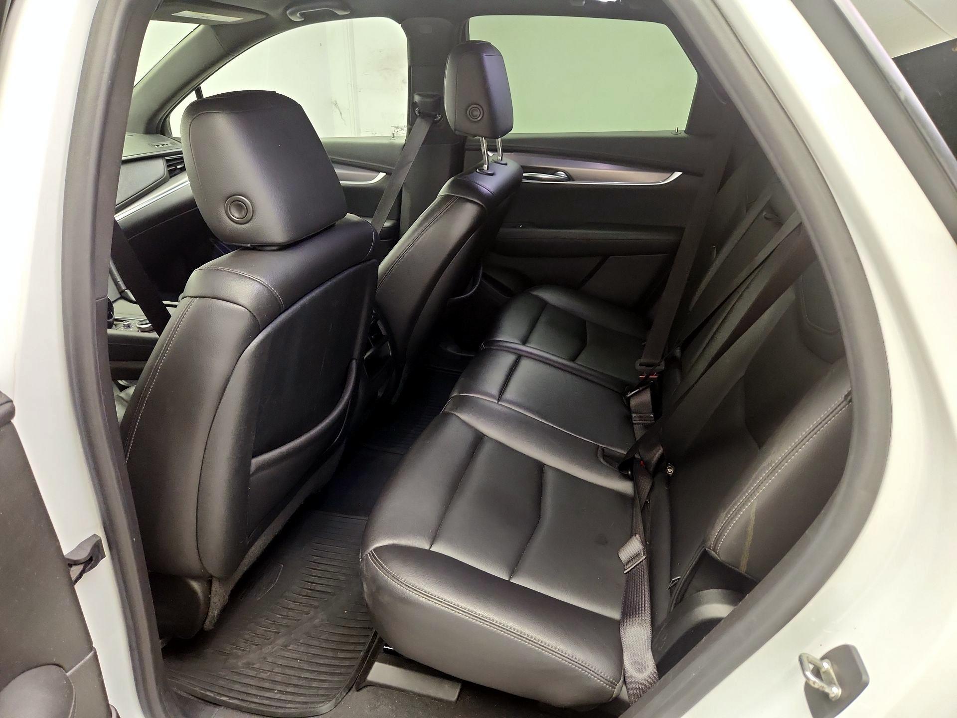 Thumbnail: 2021 Cadillac XT5 - 18