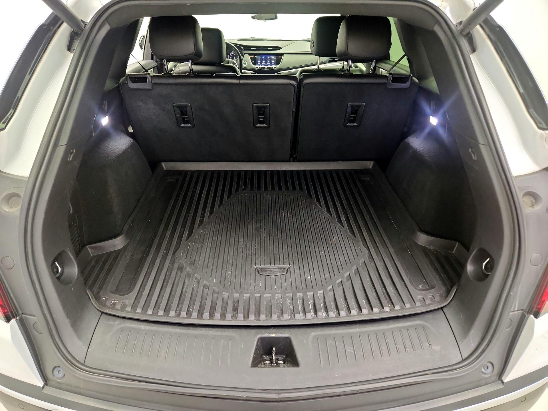 Thumbnail: 2021 Cadillac XT5 - 19