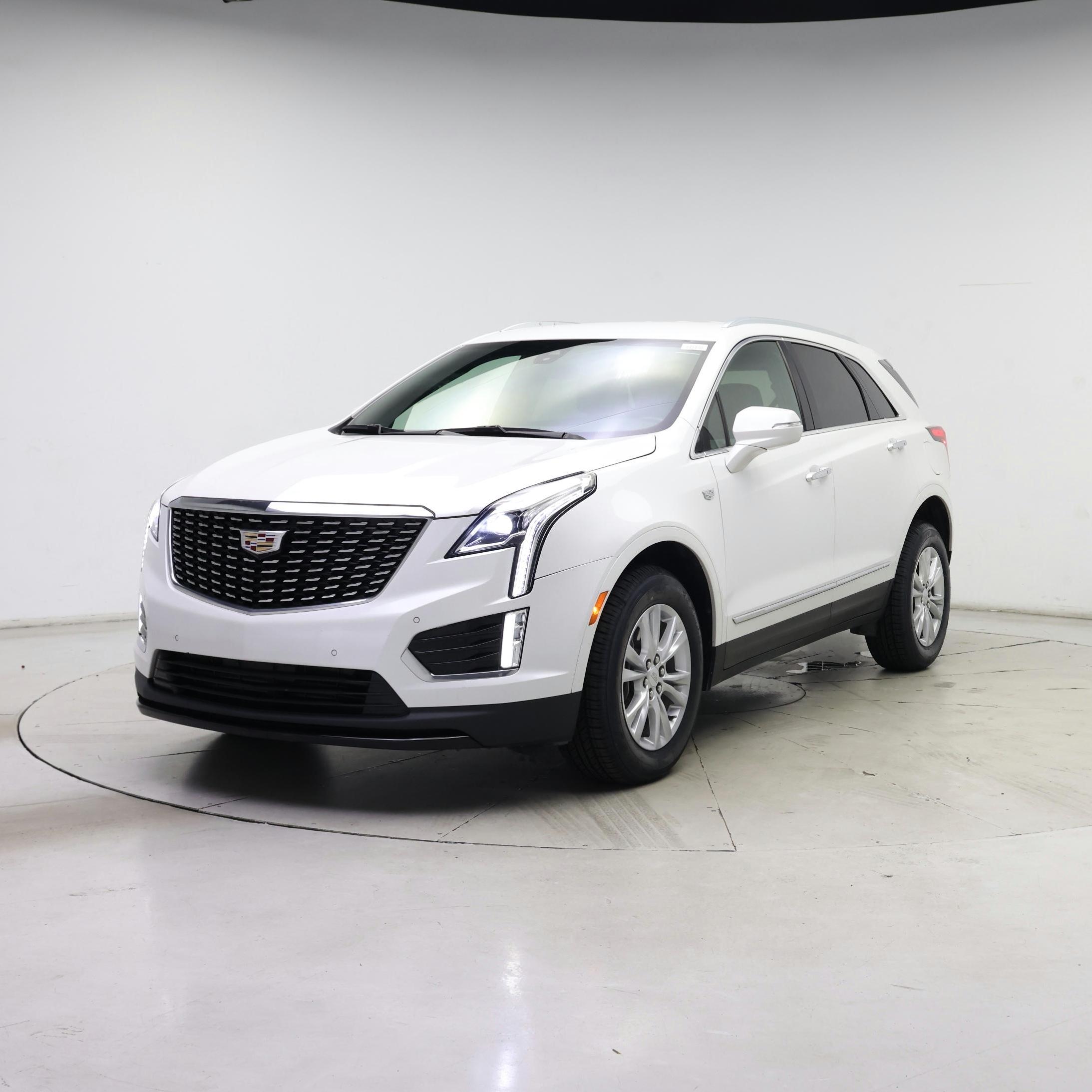 Thumbnail: 2021 Cadillac XT5 - 4