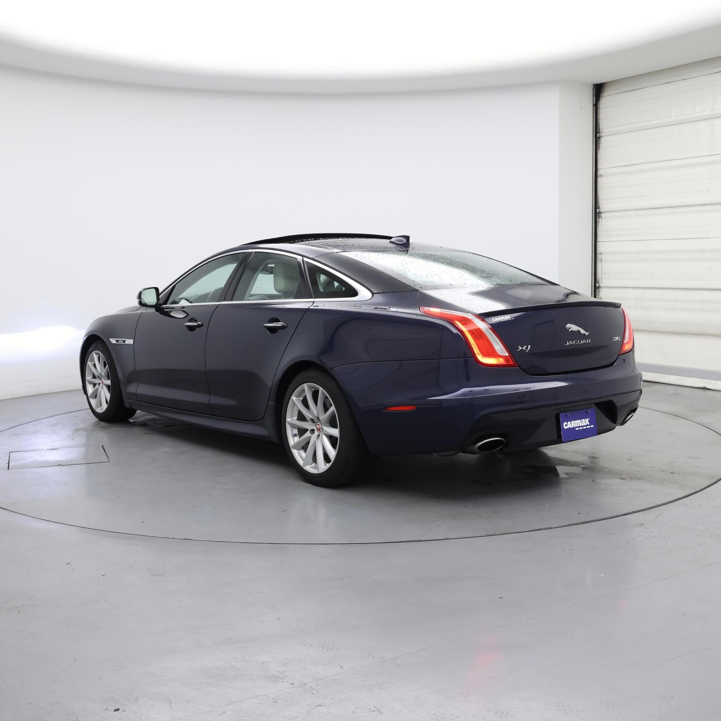 Thumbnail: 2019 Jaguar XJ - 2
