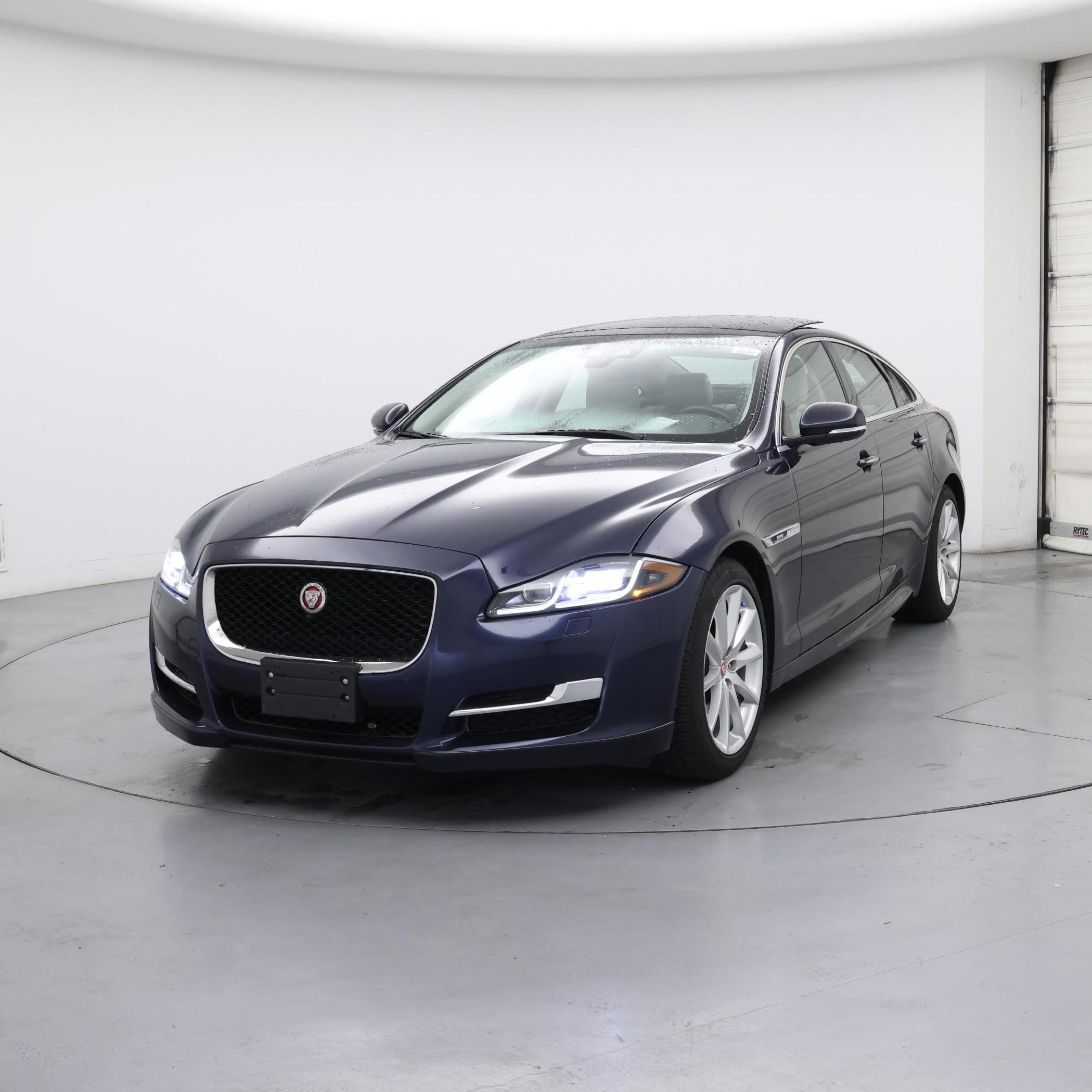 Thumbnail: 2019 Jaguar XJ - 4