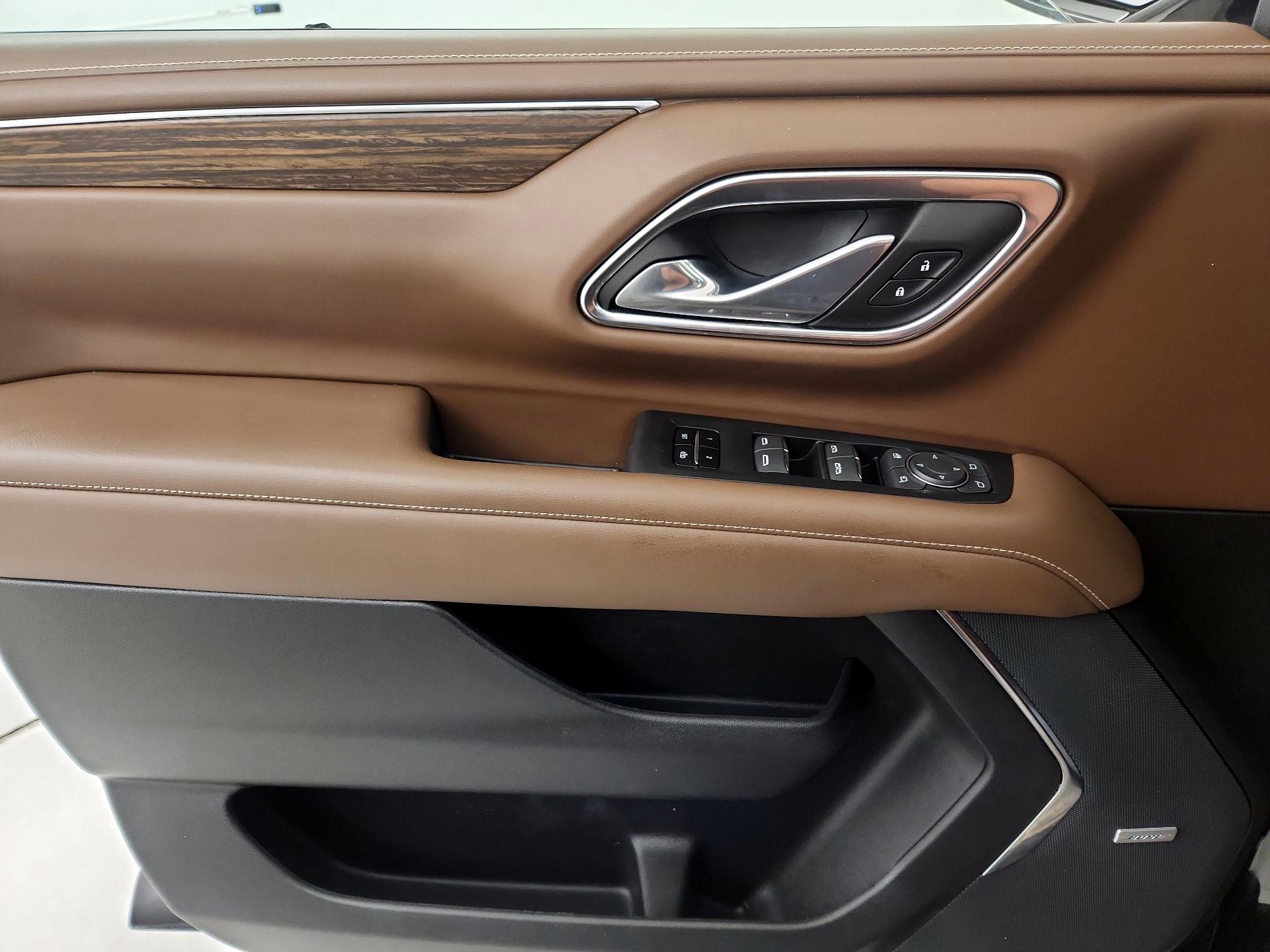 Thumbnail: 2023 Chevrolet Tahoe - 12
