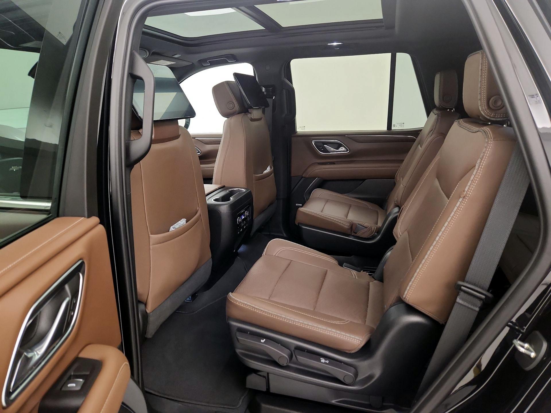 Thumbnail: 2023 Chevrolet Tahoe - 20