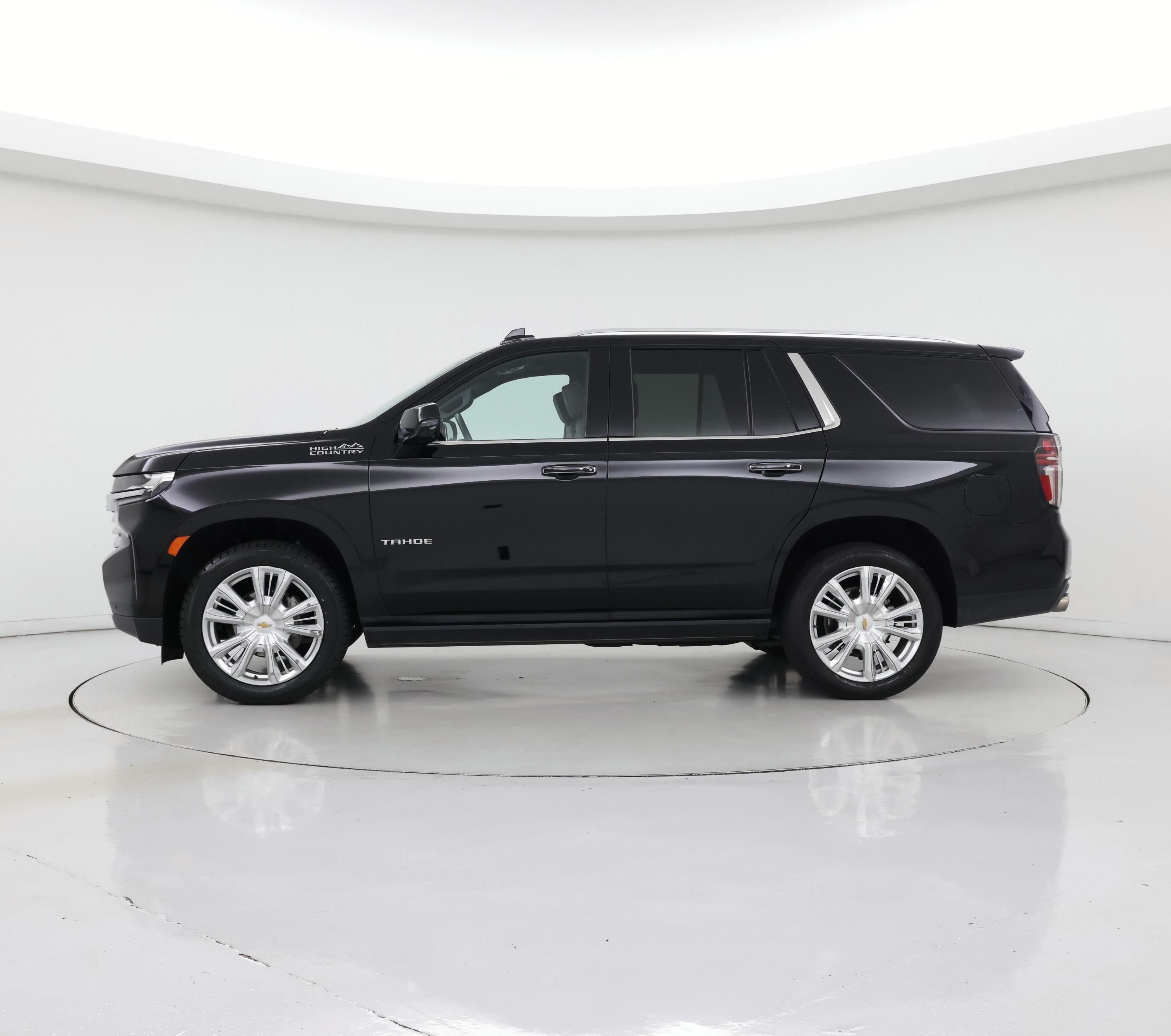 Thumbnail: 2023 Chevrolet Tahoe - 3