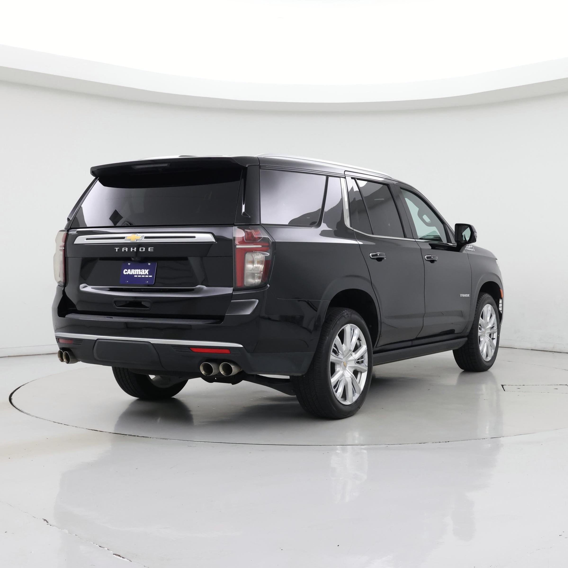 Thumbnail: 2023 Chevrolet Tahoe - 8