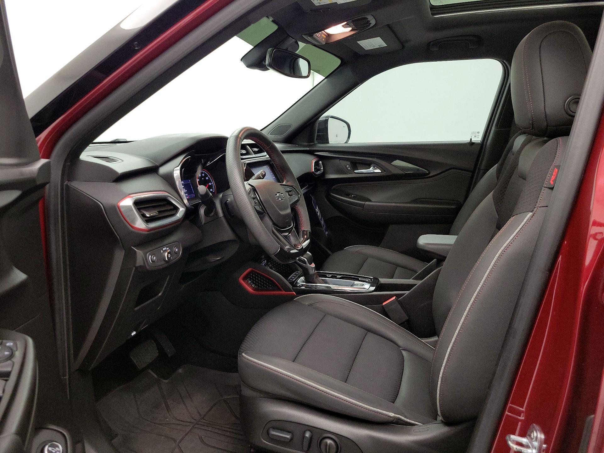 Thumbnail: 2023 Chevrolet TrailBlazer - 11