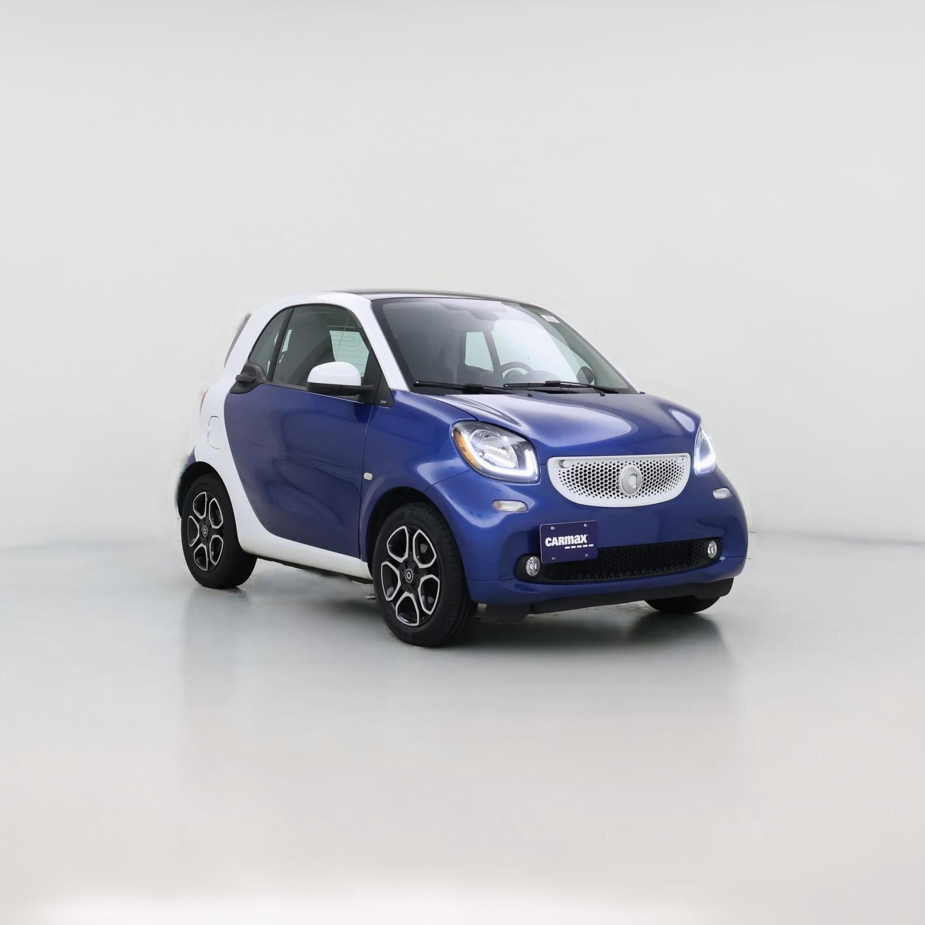 Thumbnail: 2016 smart fortwo - 1