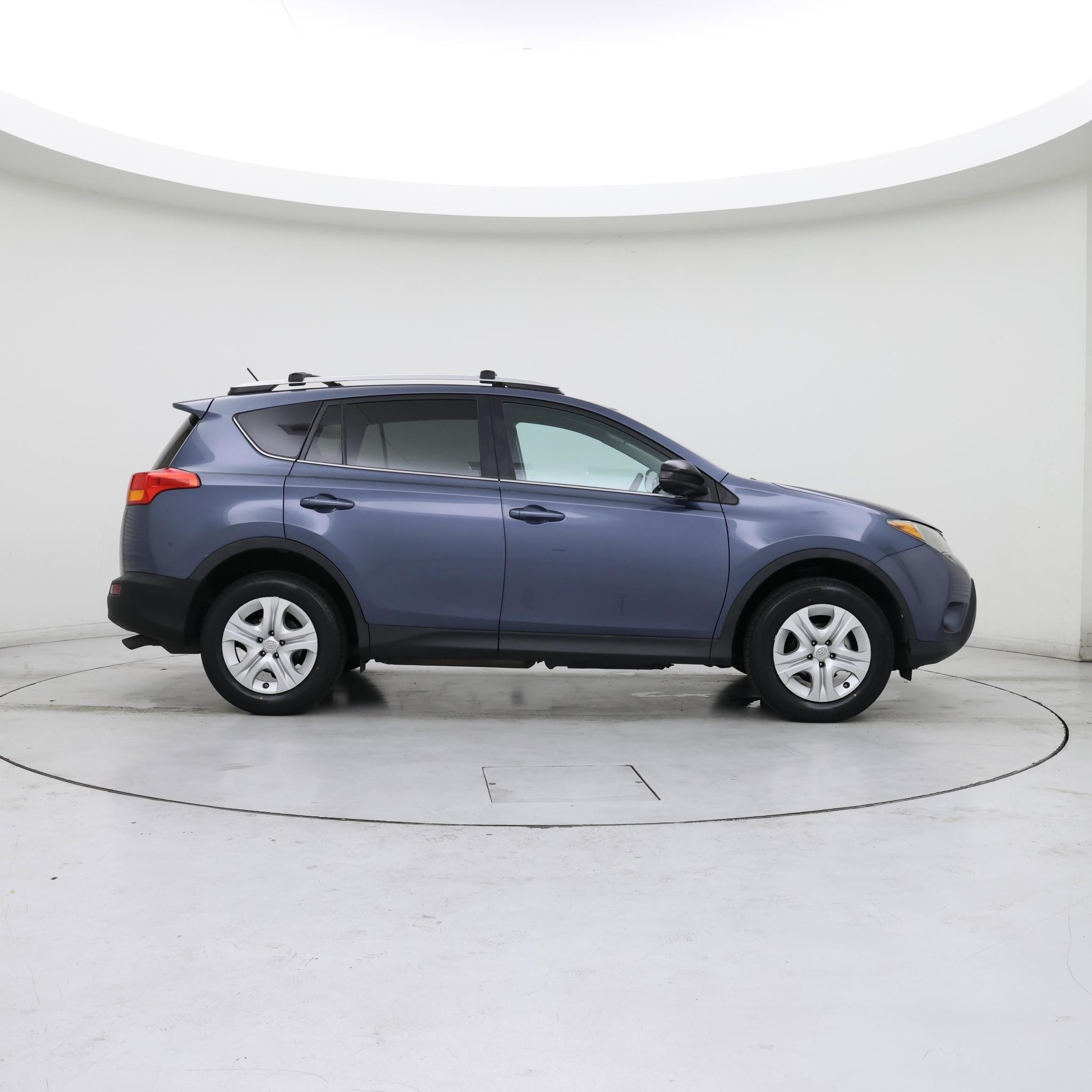Thumbnail: 2014 Toyota RAV4 - 7
