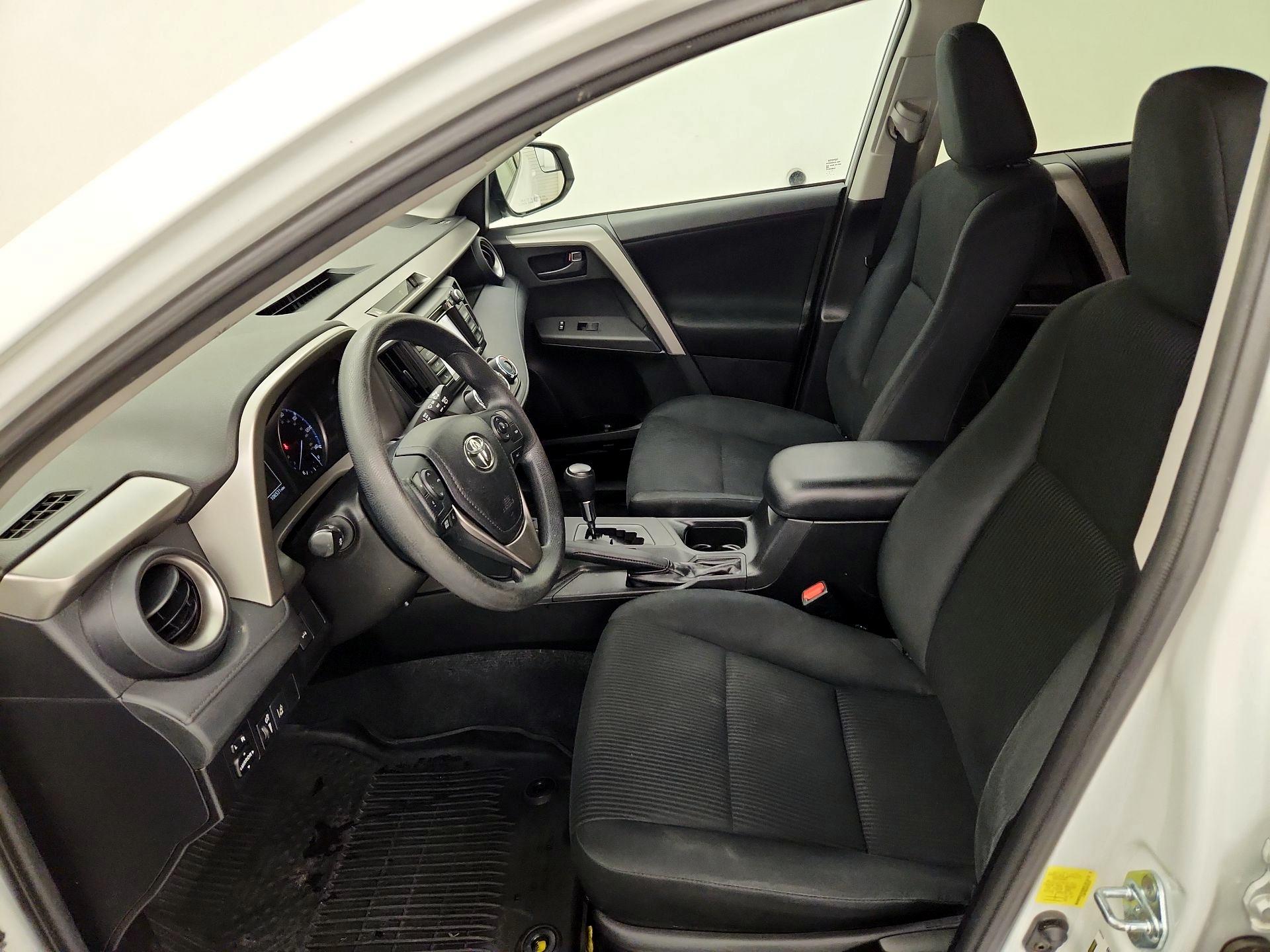 Thumbnail: 2017 Toyota RAV4 - 11