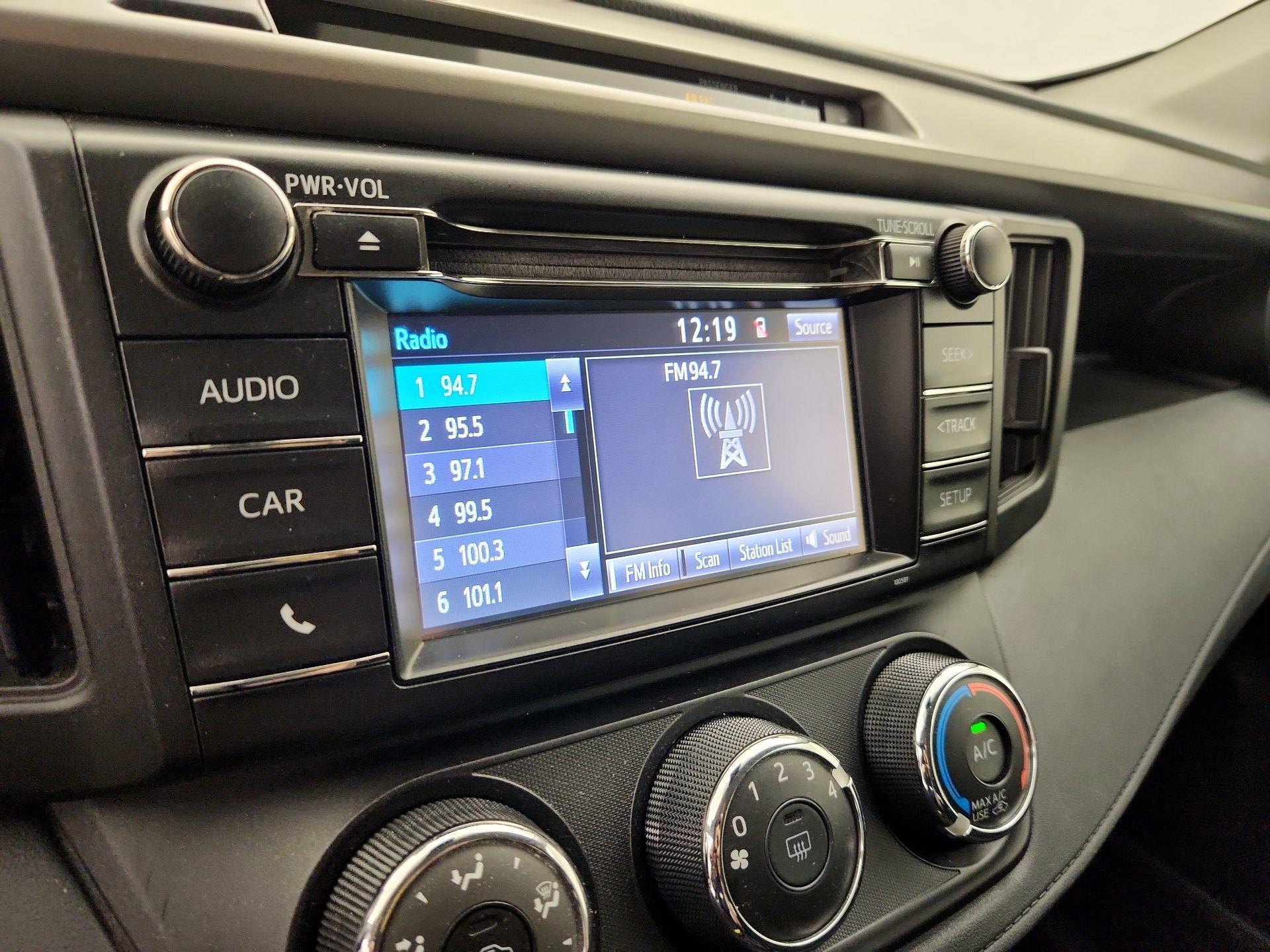 Thumbnail: 2017 Toyota RAV4 - 15