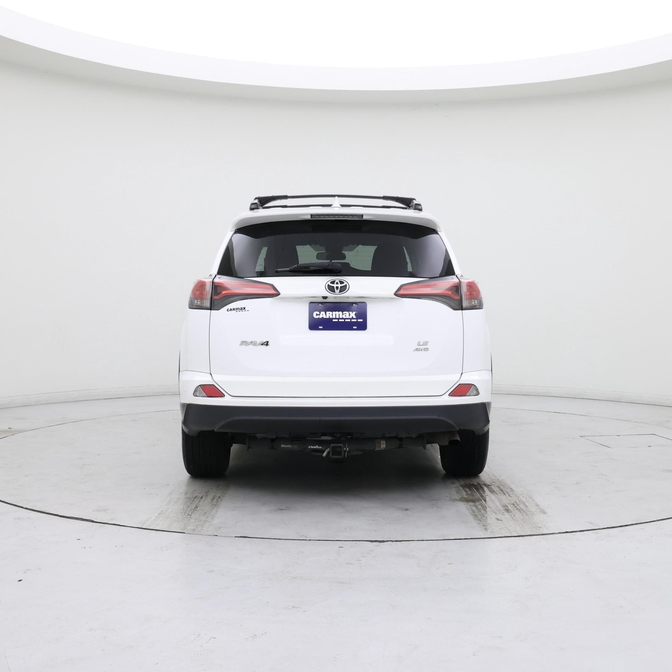 Thumbnail: 2017 Toyota RAV4 - 6