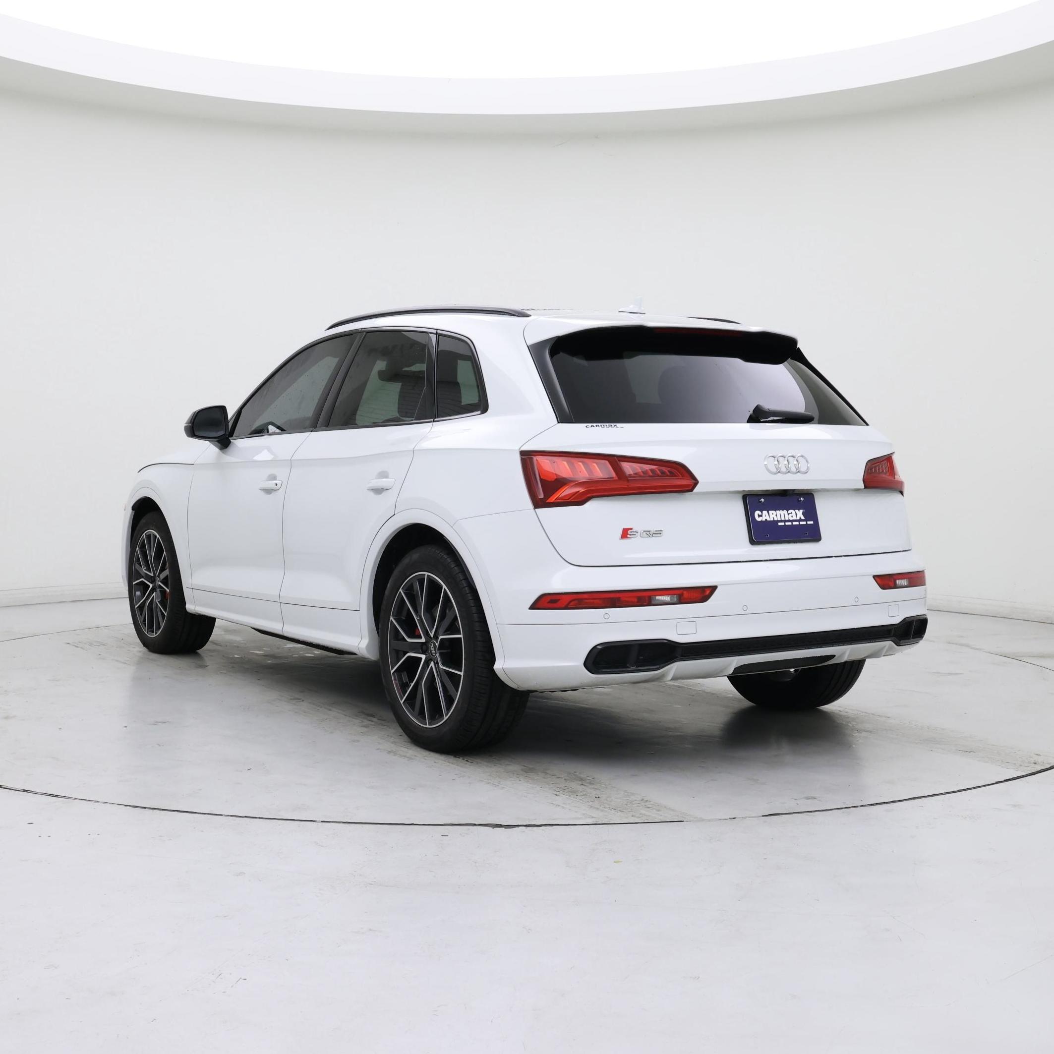 Thumbnail: 2020 Audi SQ5 - 2
