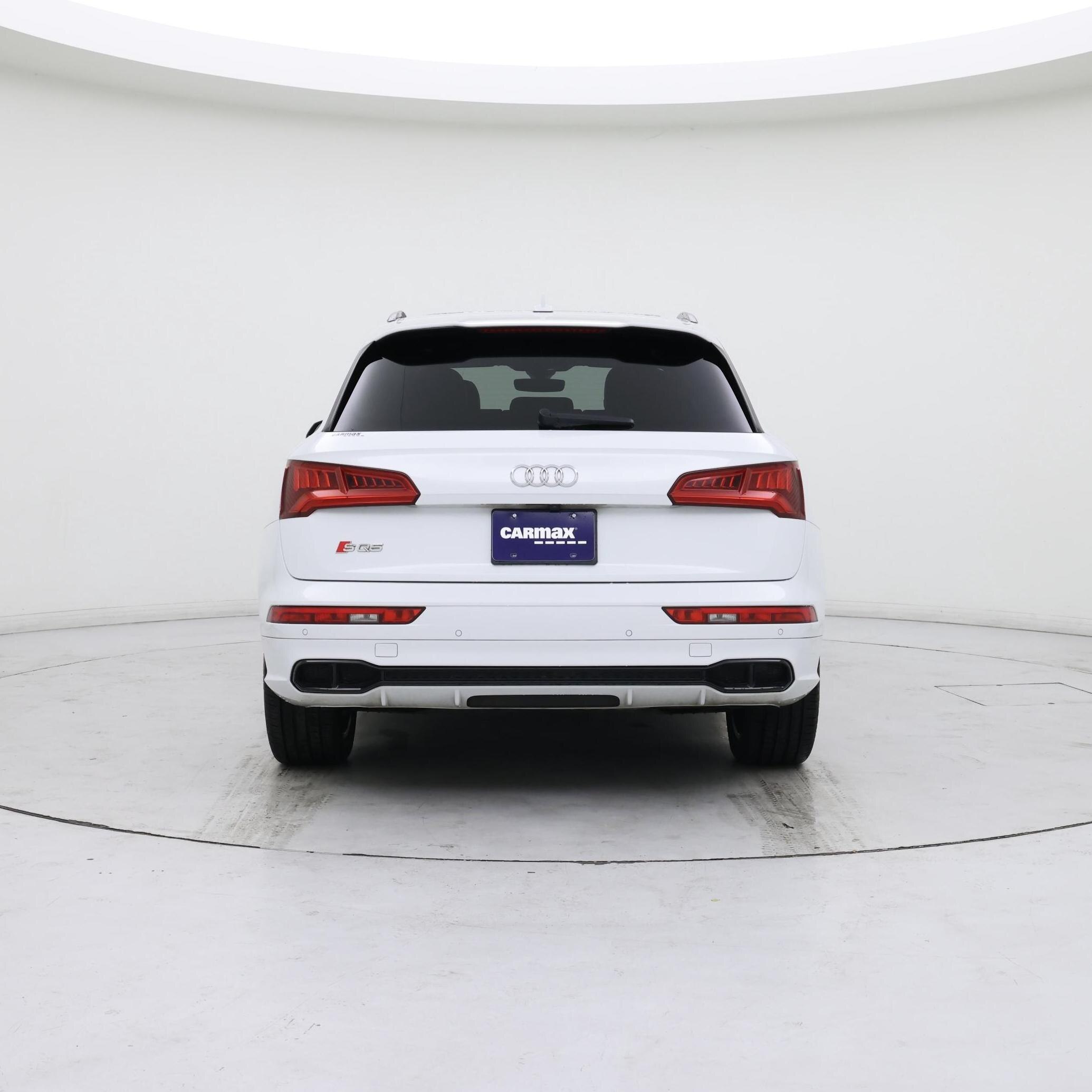 Thumbnail: 2020 Audi SQ5 - 6