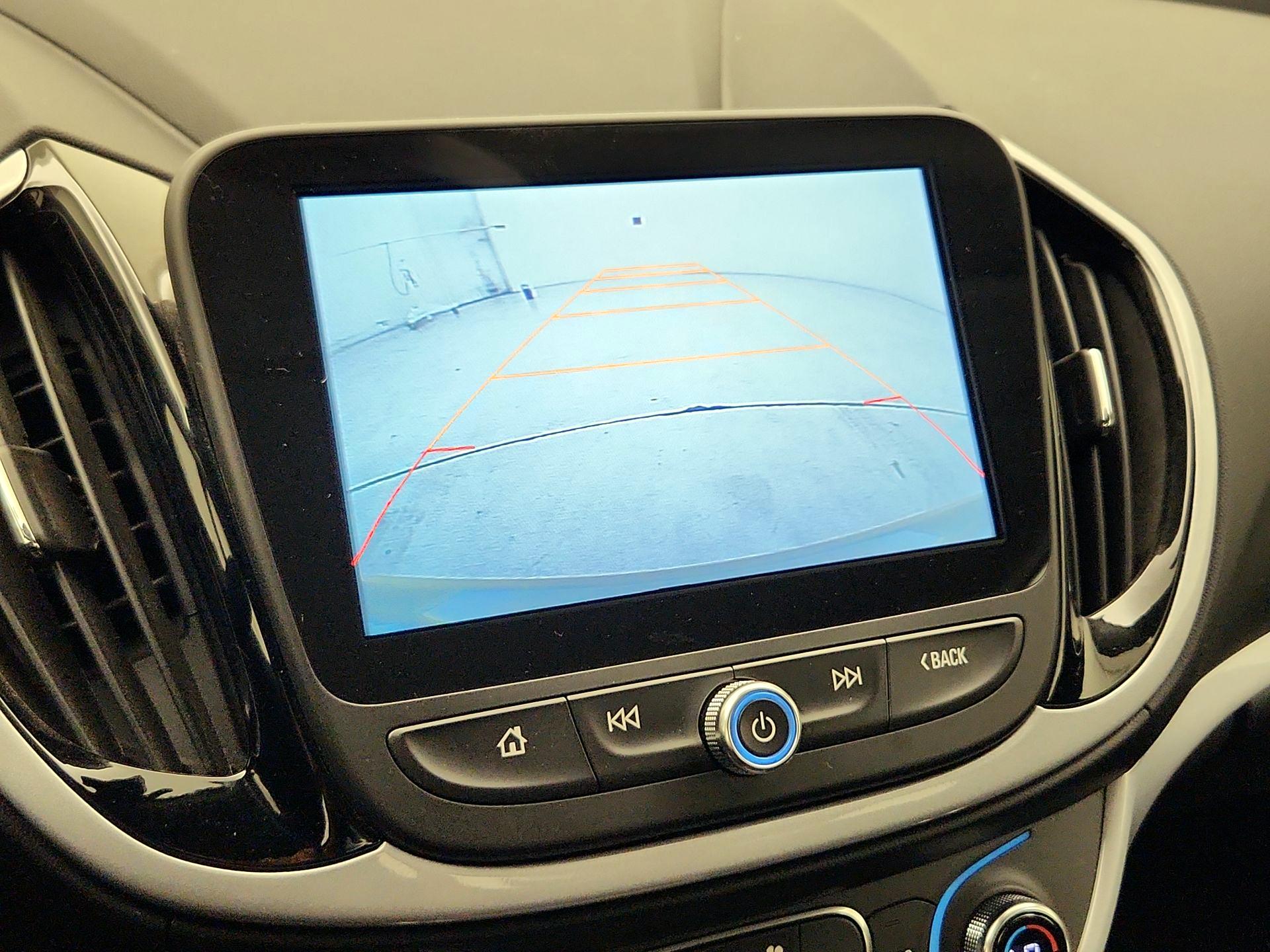Thumbnail: 2016 Chevrolet Volt - 14
