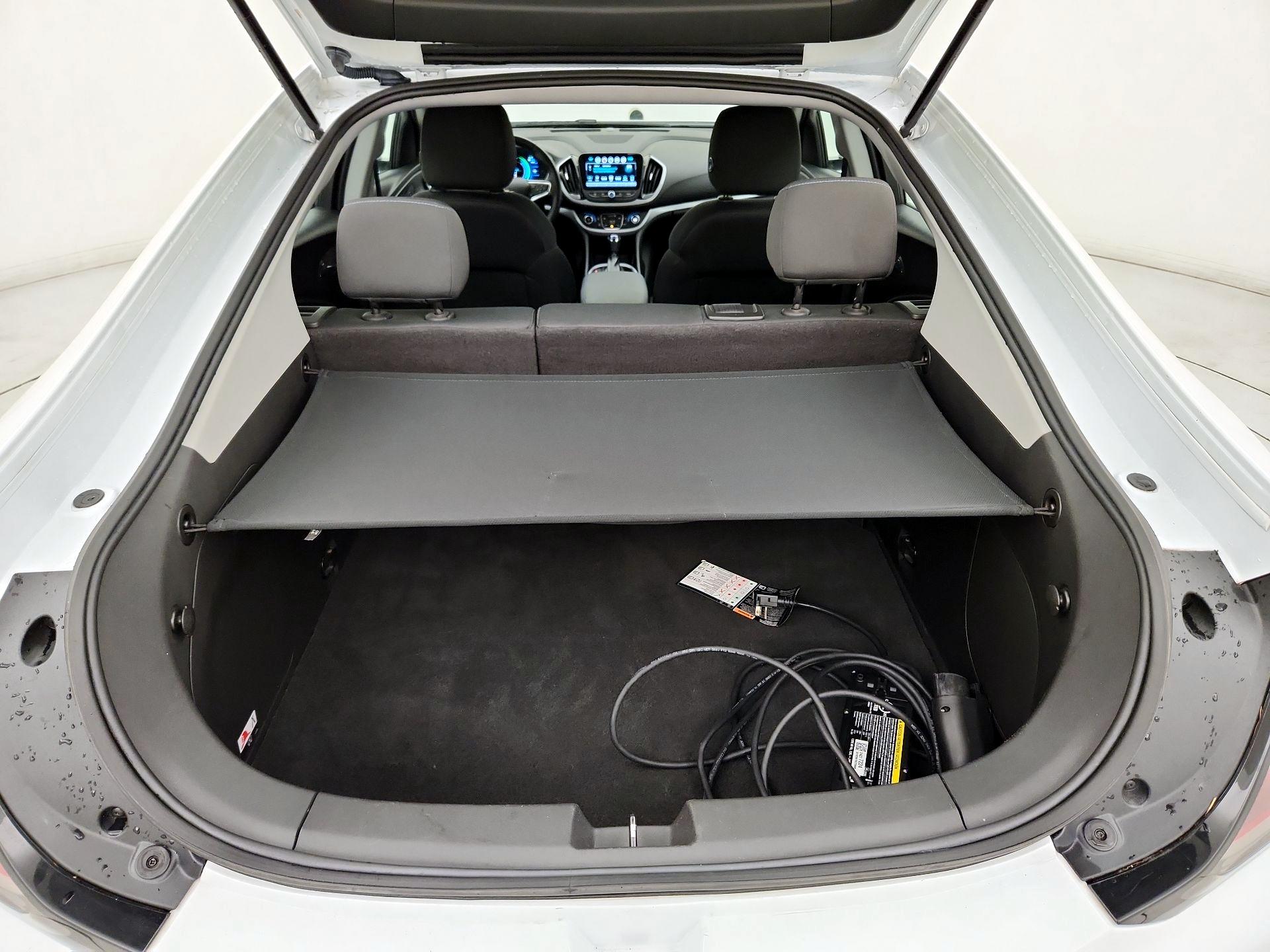 Thumbnail: 2016 Chevrolet Volt - 20