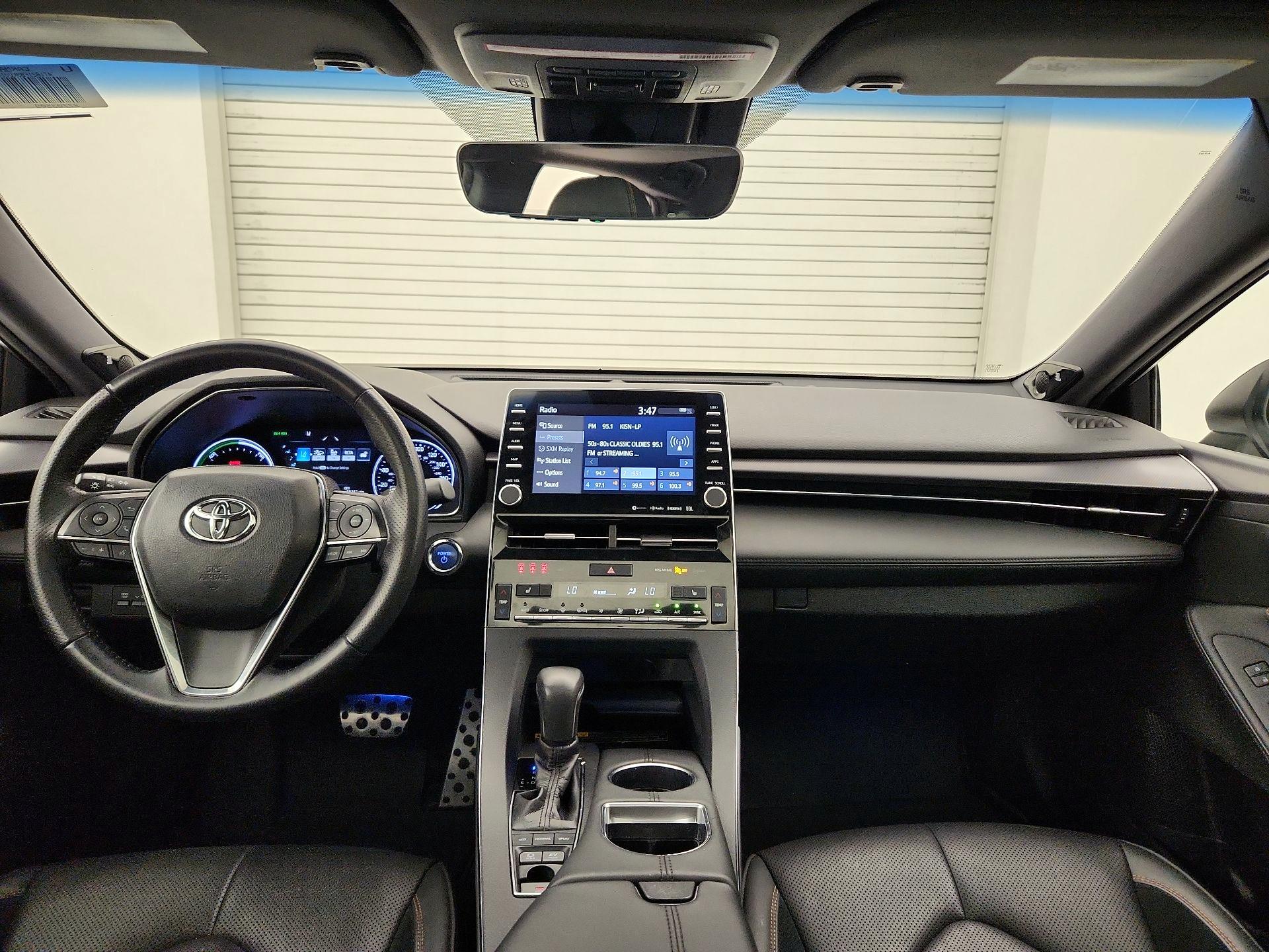 Thumbnail: 2019 Toyota Avalon - 9