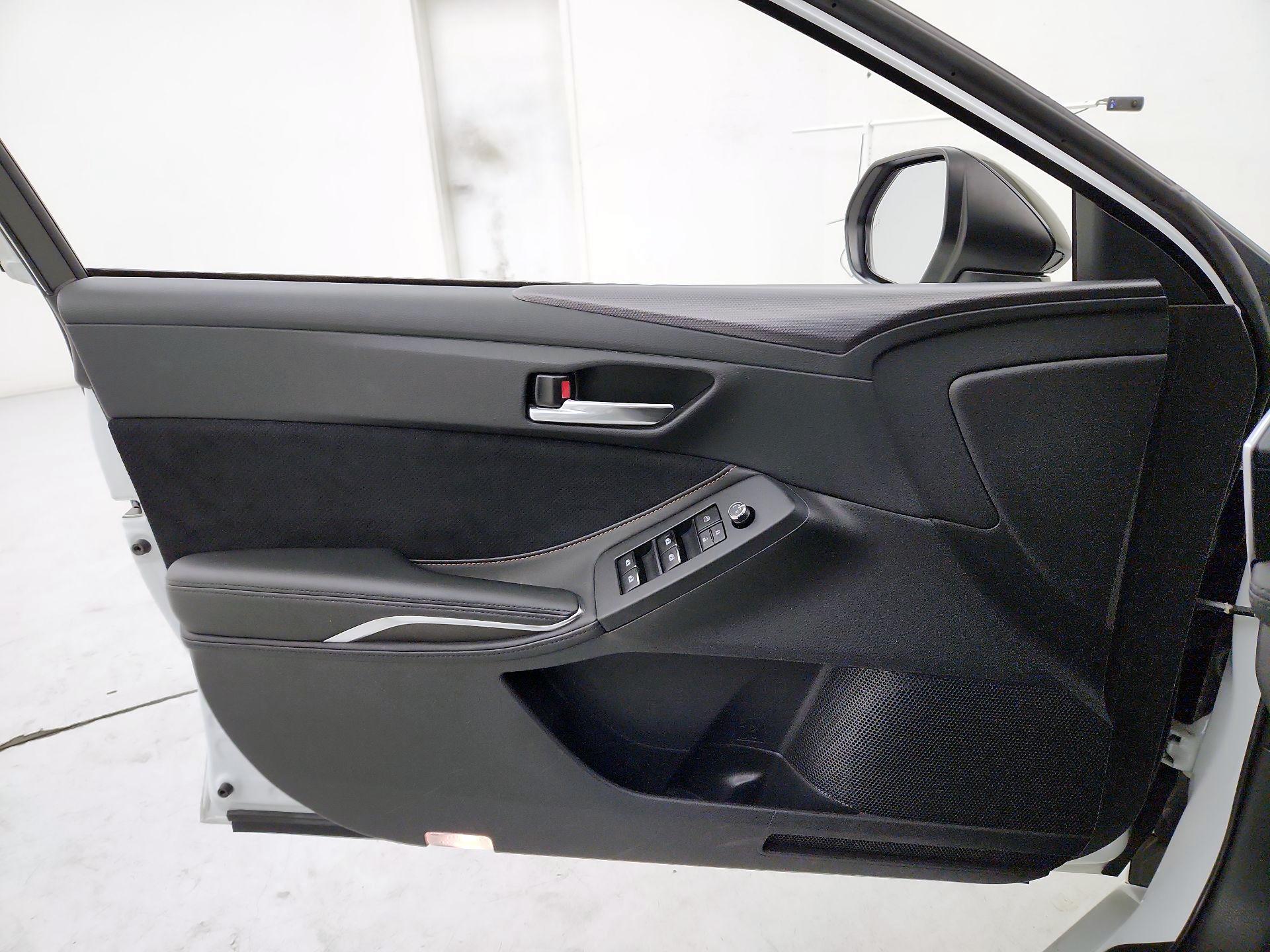 Thumbnail: 2019 Toyota Avalon - 12