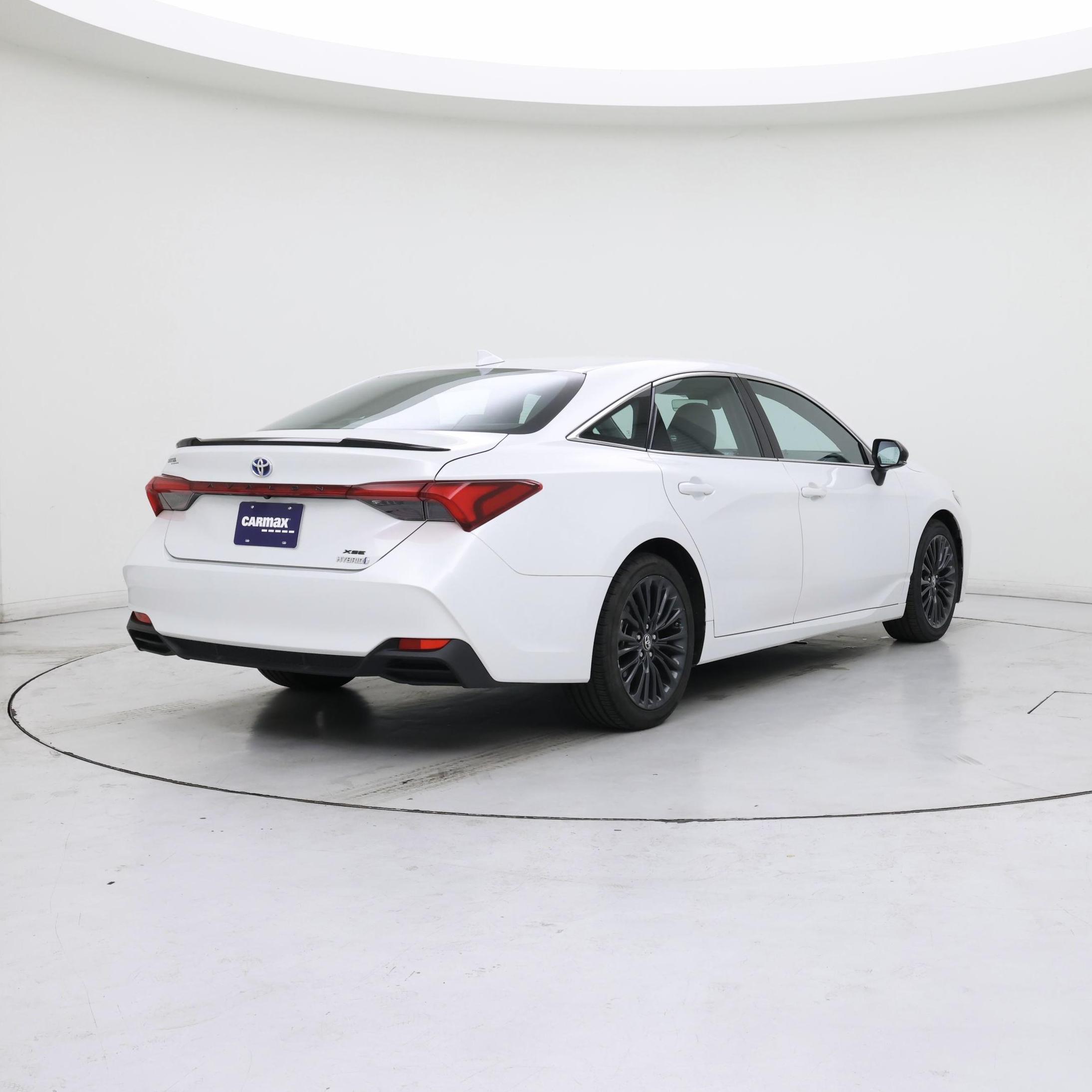 Thumbnail: 2019 Toyota Avalon - 8