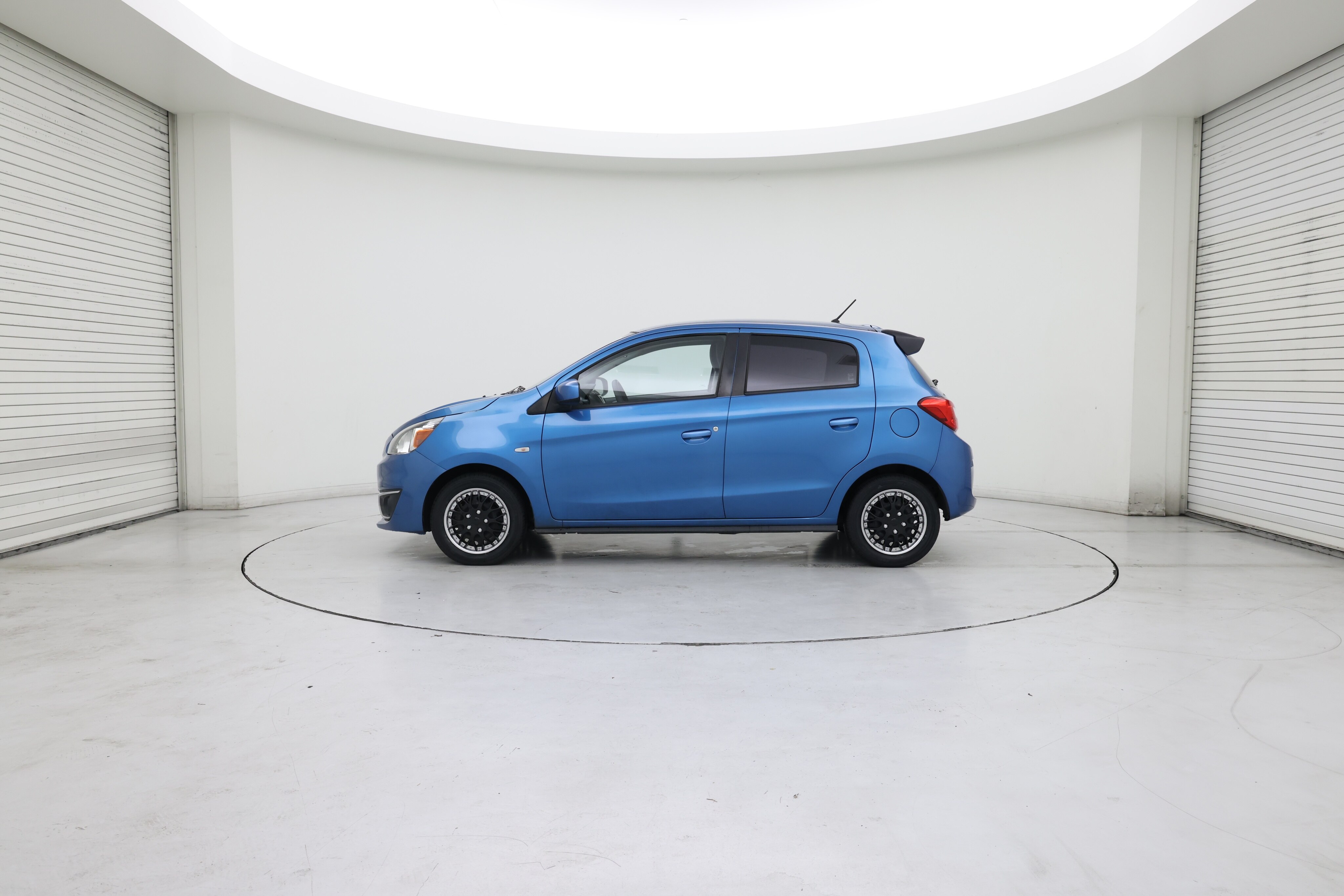 Thumbnail: 2018 Mitsubishi Mirage - 3