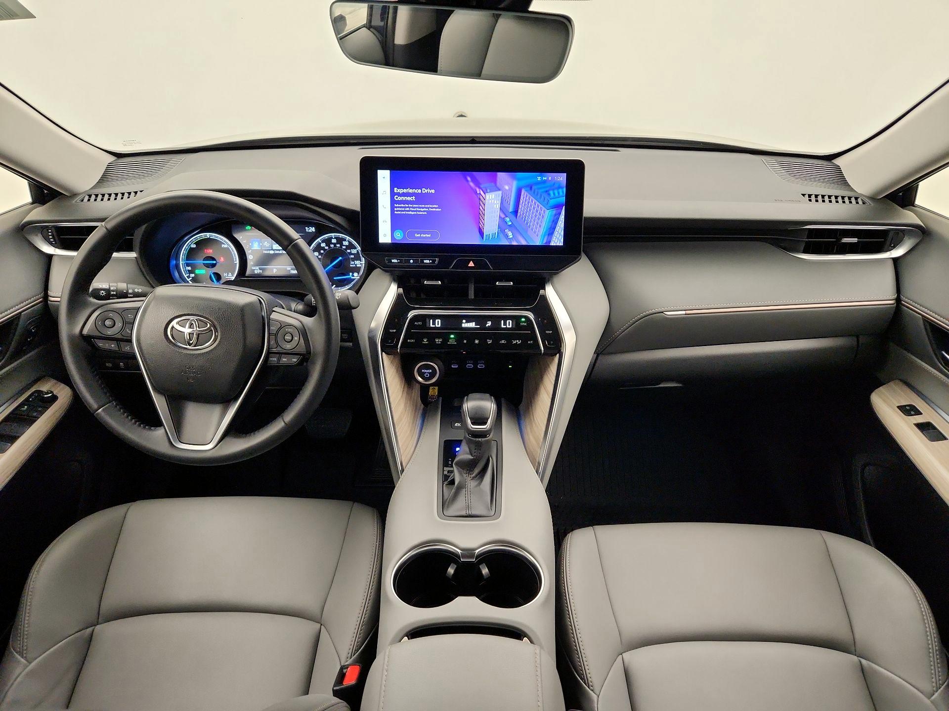 Thumbnail: 2023 Toyota Venza - 9