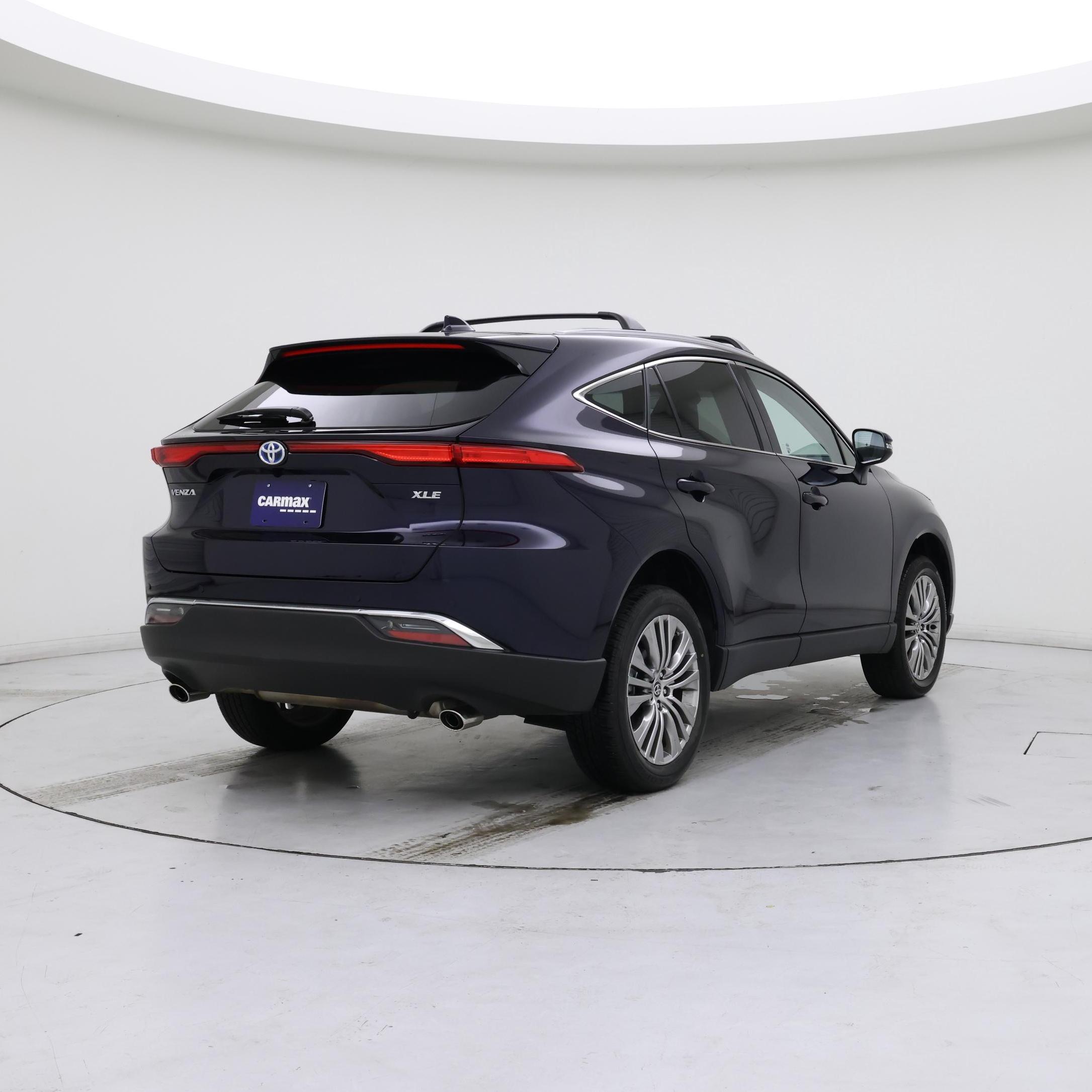 Thumbnail: 2023 Toyota Venza - 8