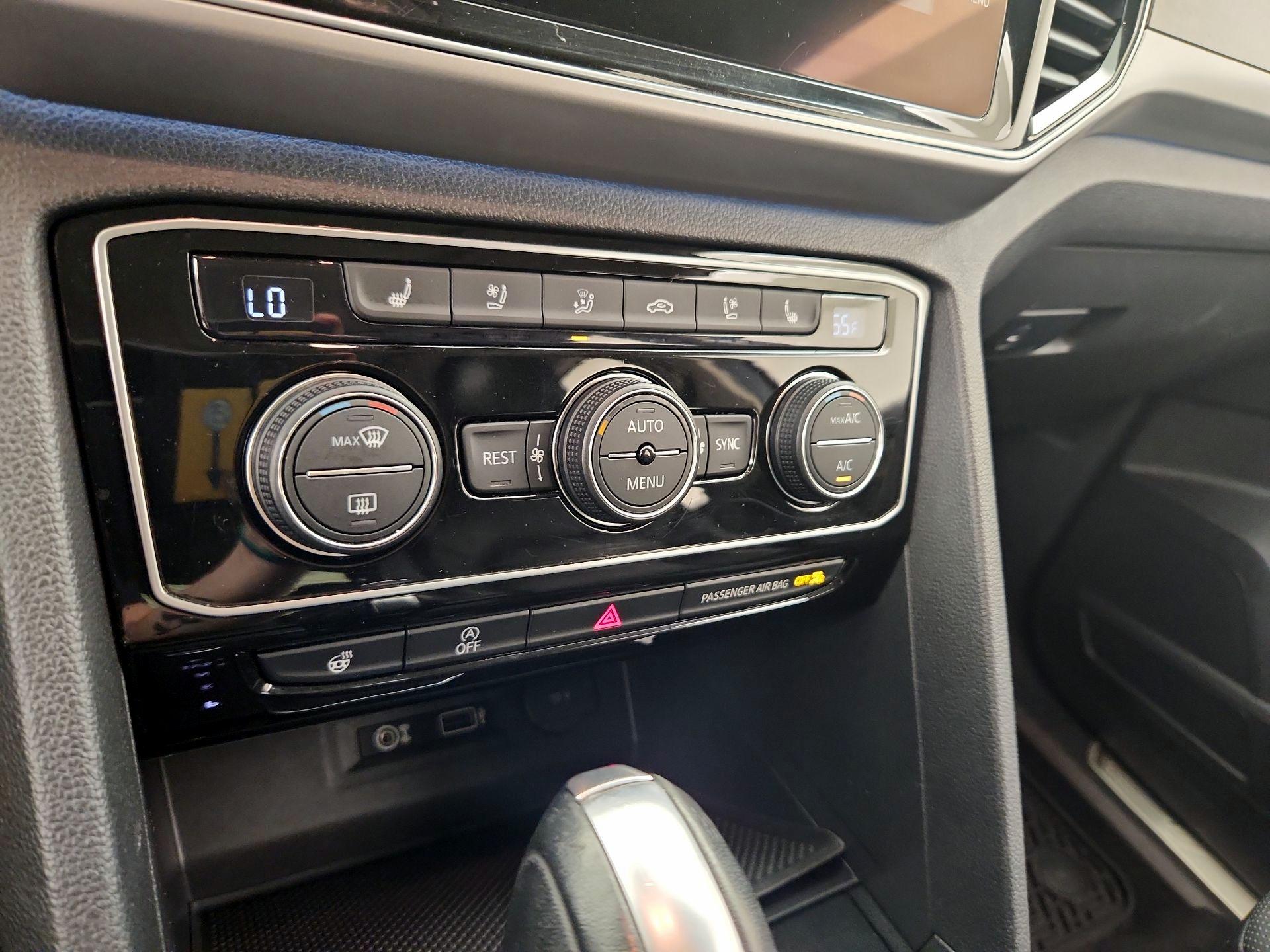 Thumbnail: 2018 Volkswagen Atlas - 17