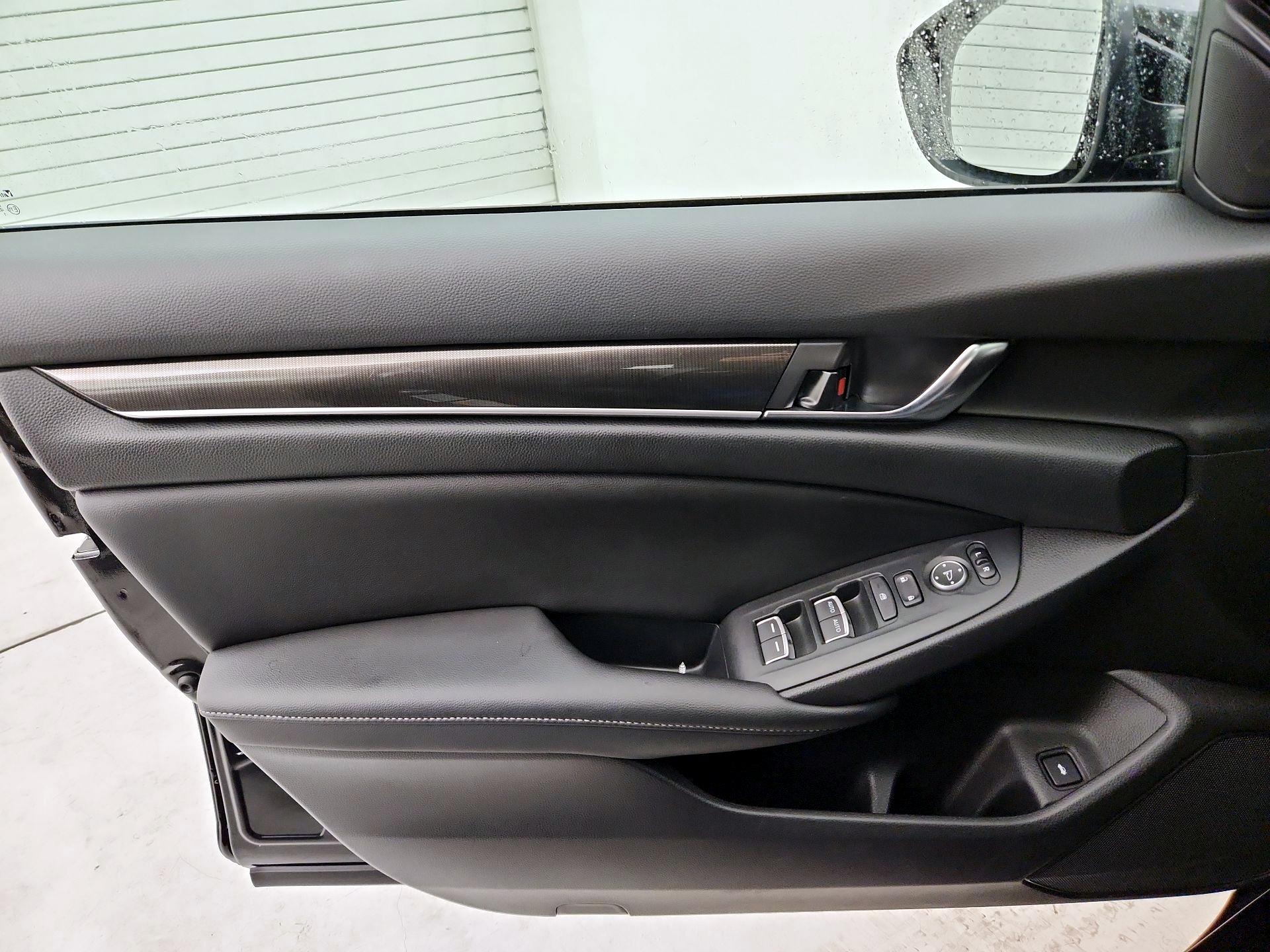 Thumbnail: 2020 Honda Accord - 12
