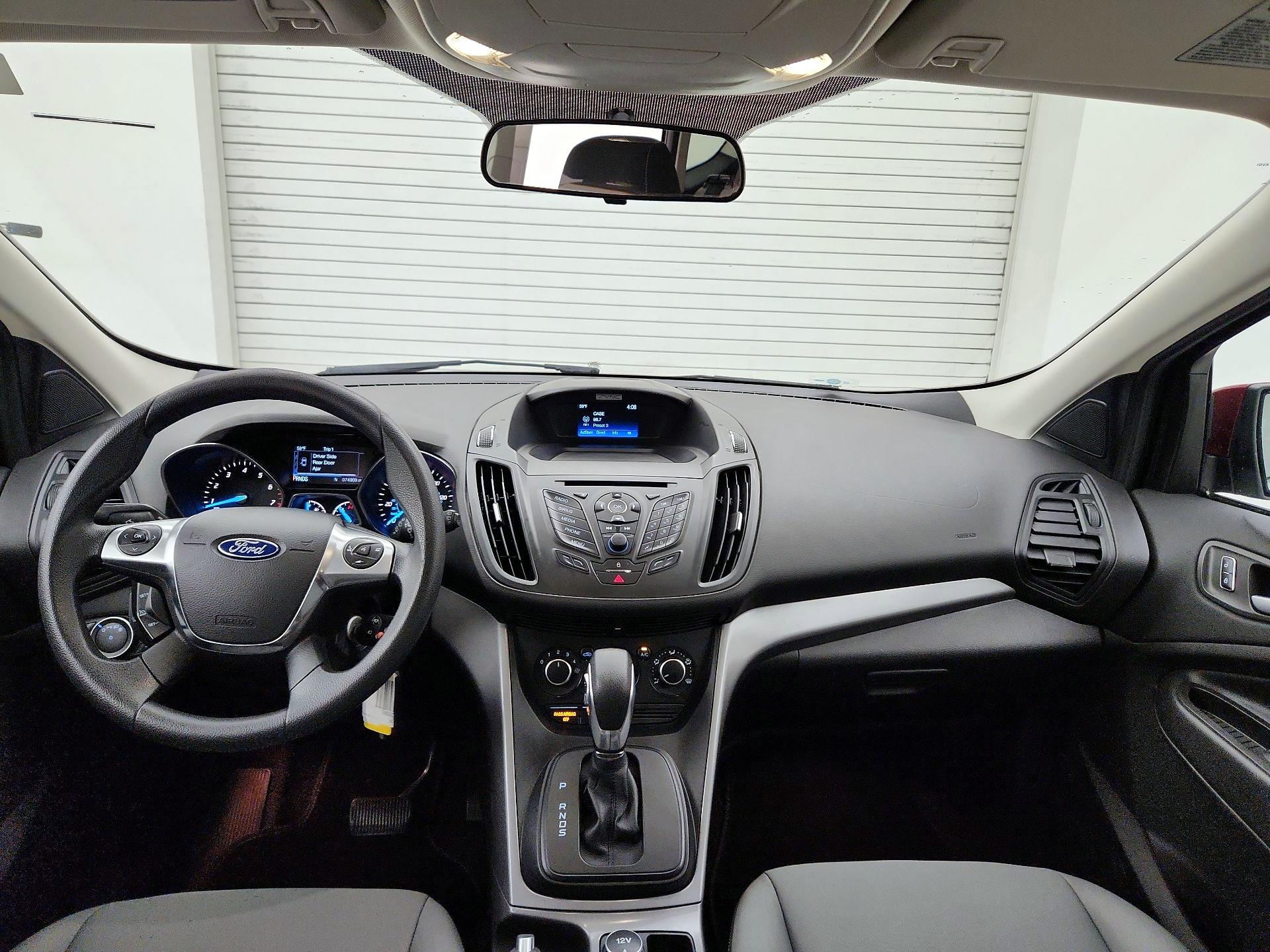 Thumbnail: 2016 Ford Escape - 9
