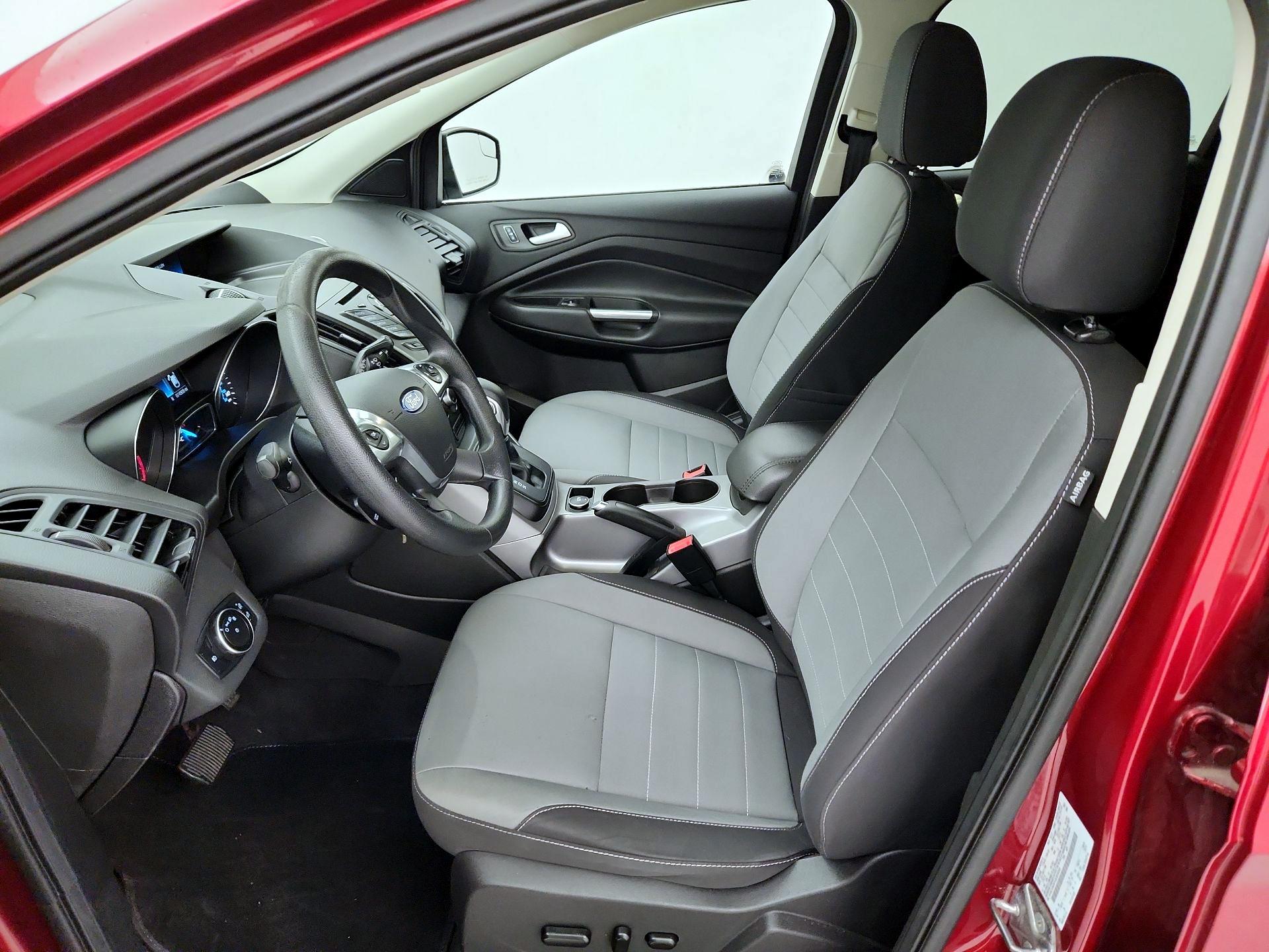 Thumbnail: 2016 Ford Escape - 11